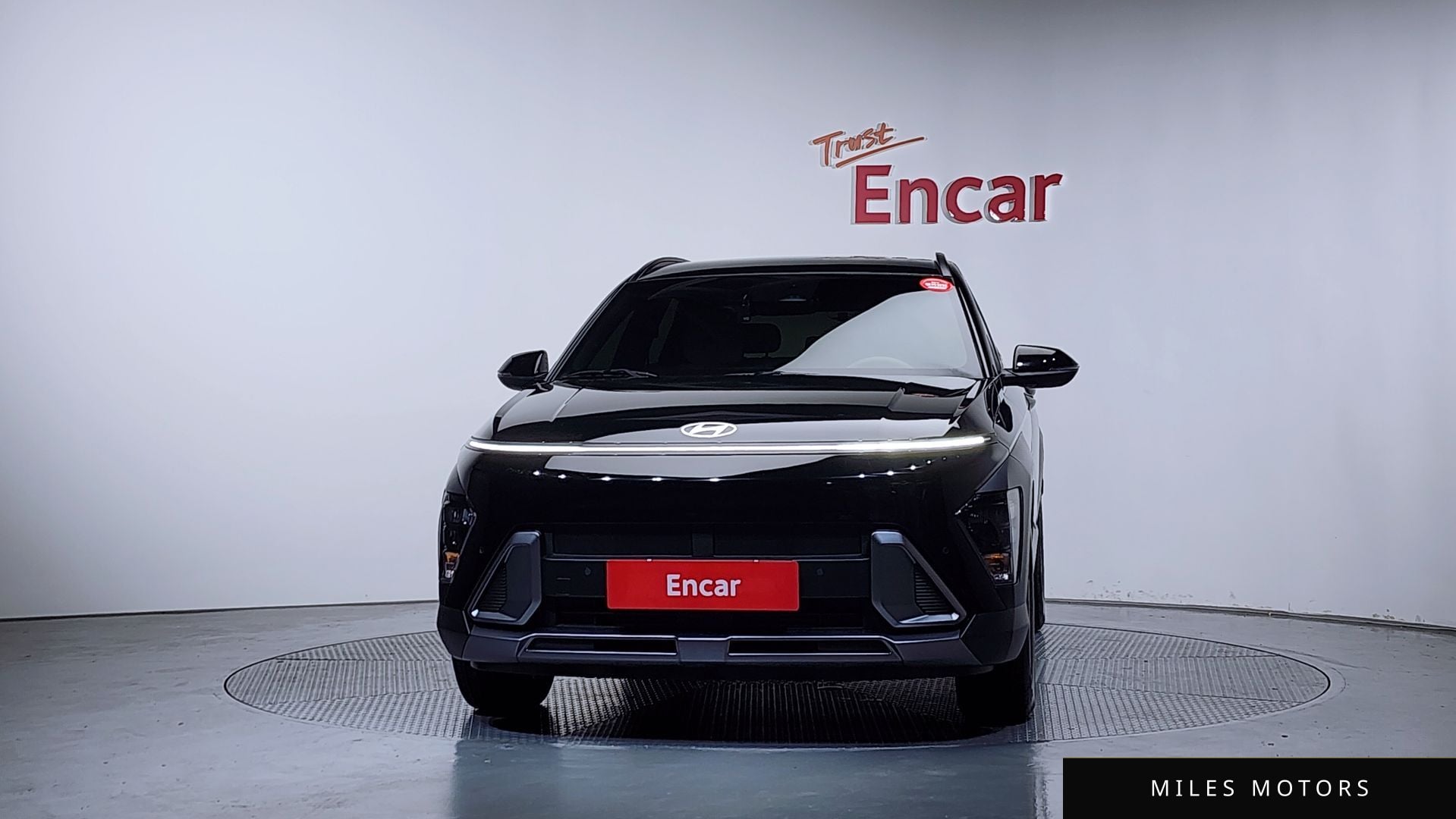 Hyundai Kona 2023 — миниатюра 3
