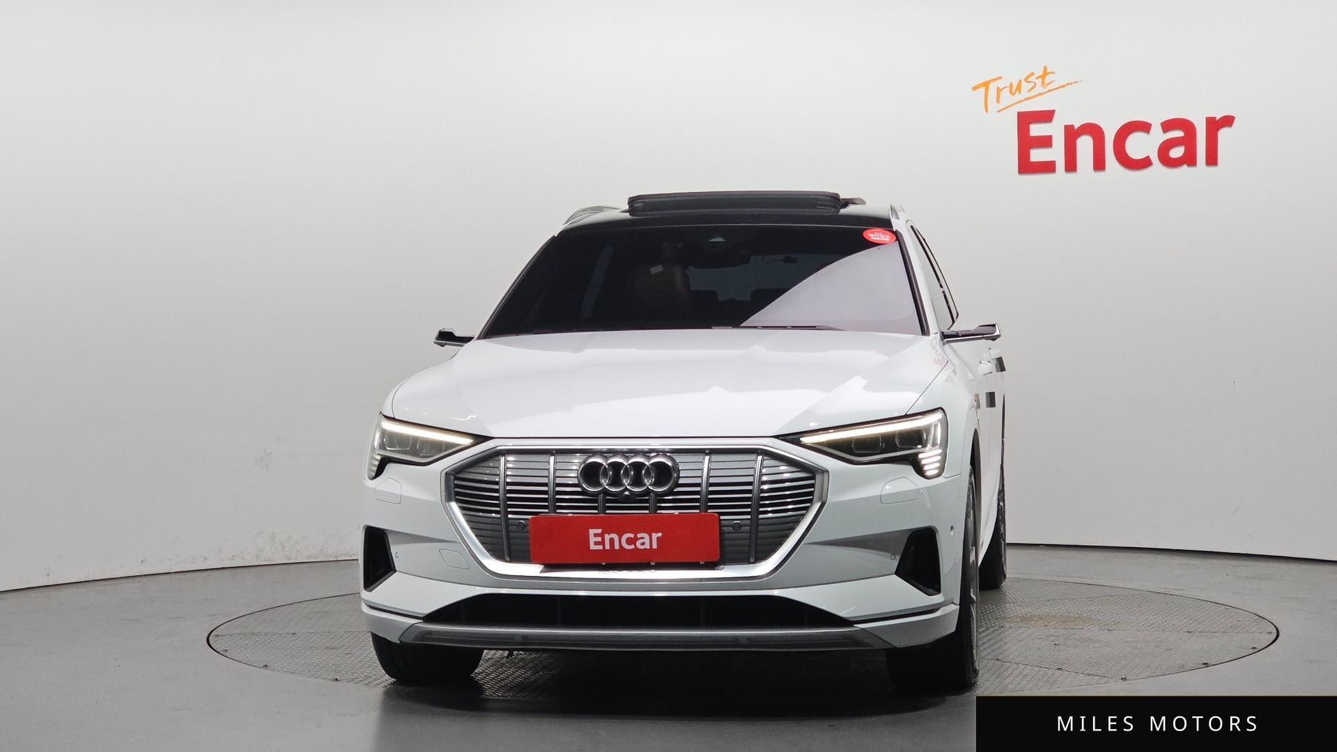 Audi e-tron 2021 — миниатюра 3