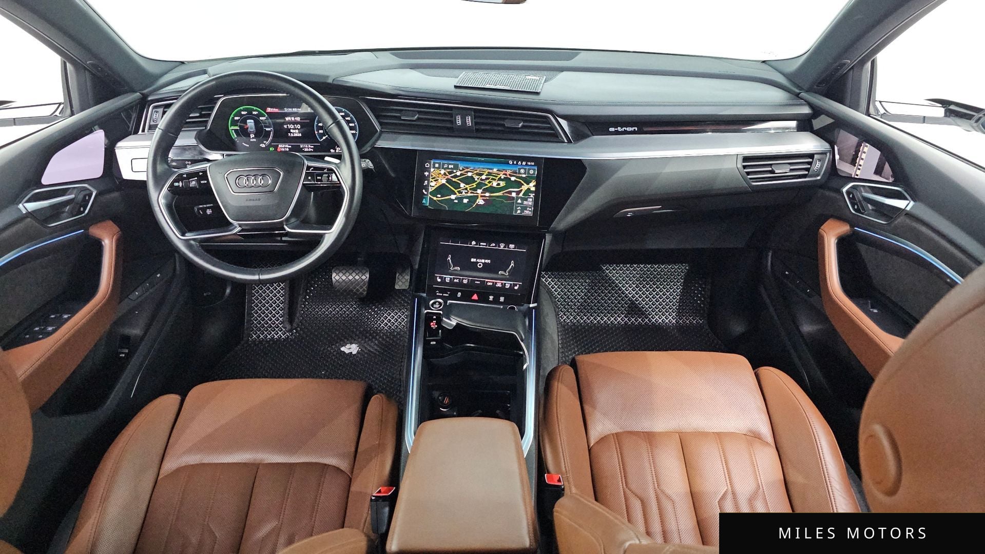 Audi e-tron 2021 — миниатюра 10