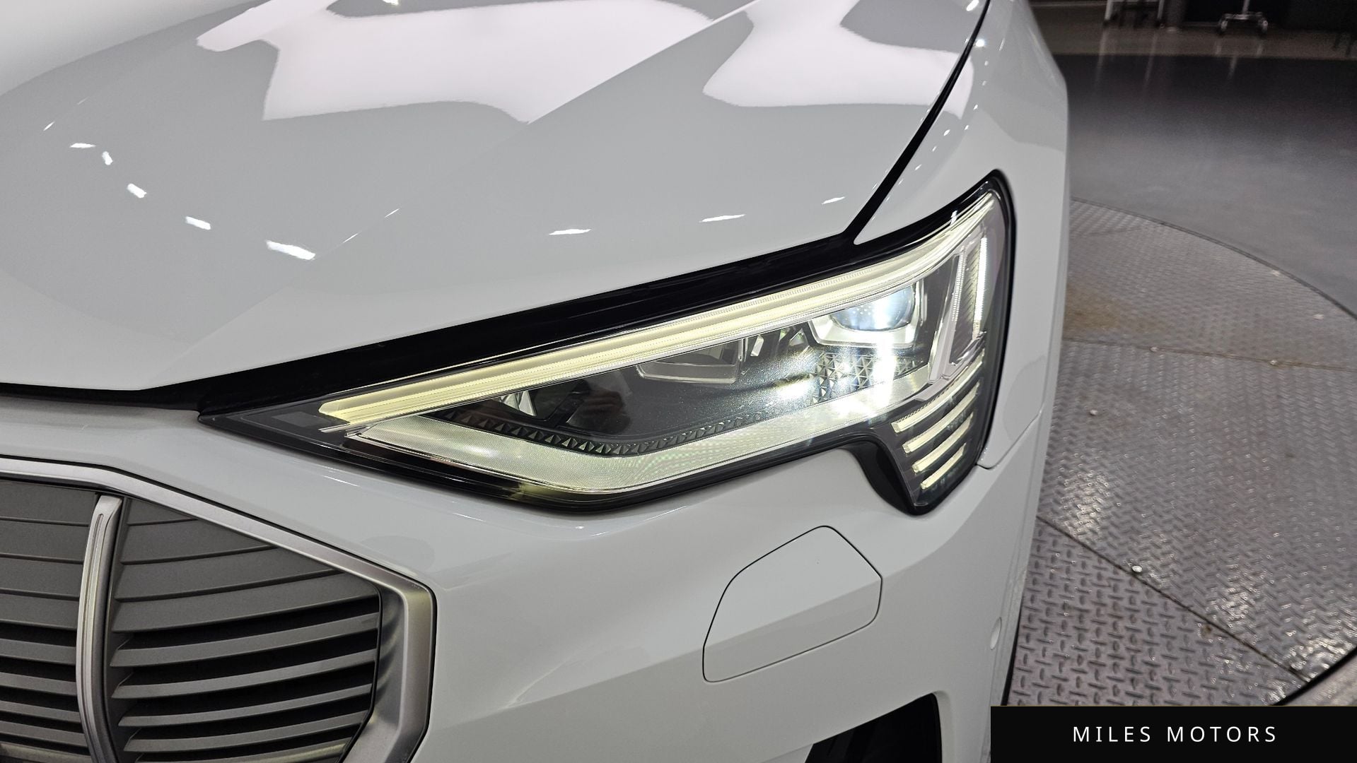 Audi e-tron 2021 — миниатюра 8