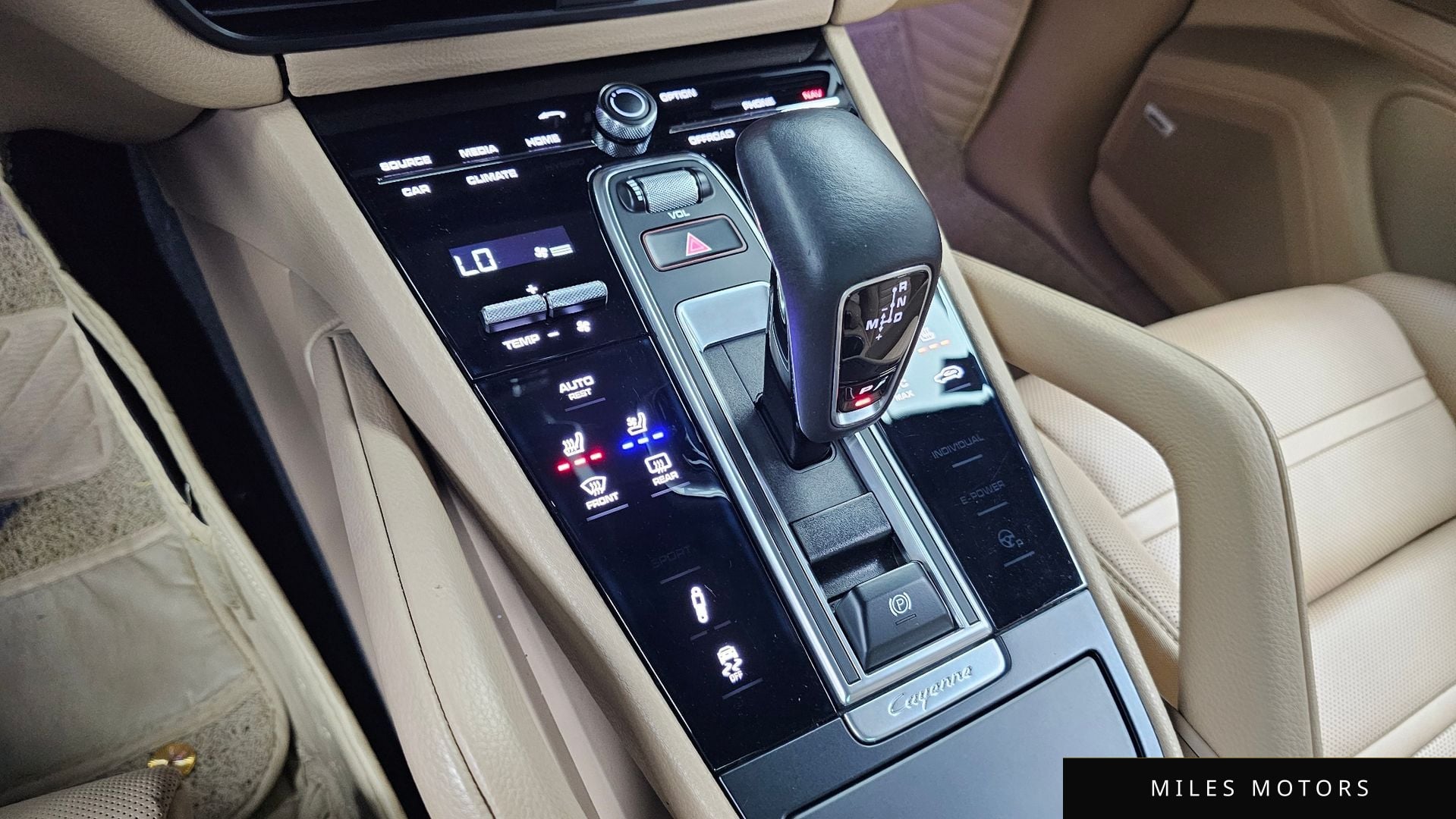Porsche Cayenne 2019 — миниатюра 12