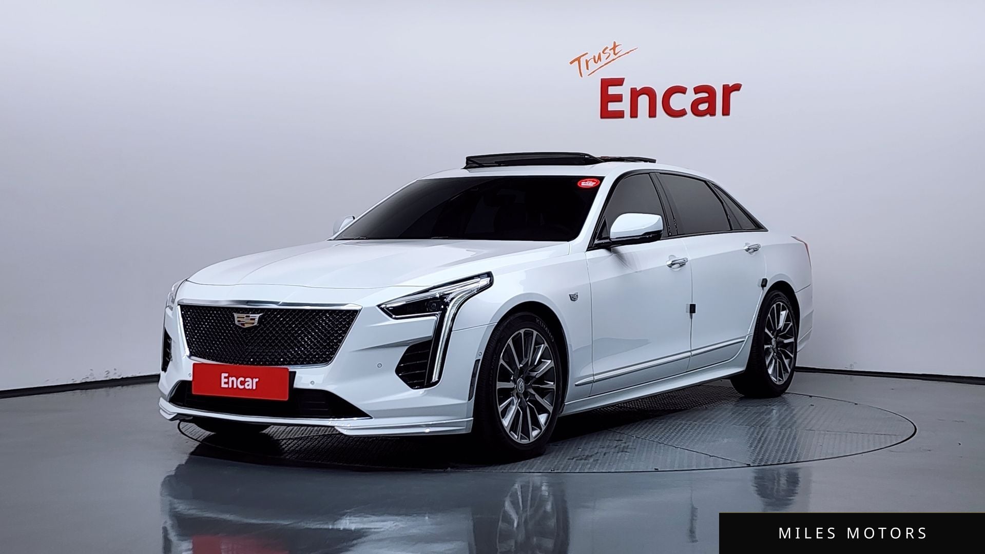 Cadillac CT6 2019 — фото 1 из 12