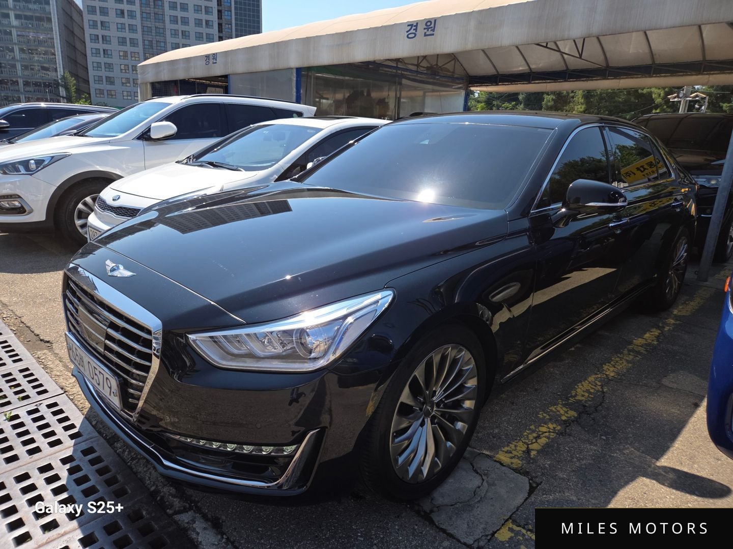 Genesis EQ900 2016 — миниатюра 3