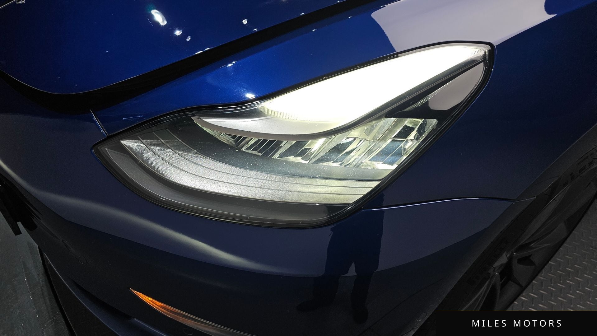 Tesla Model 3 2020 — миниатюра 8