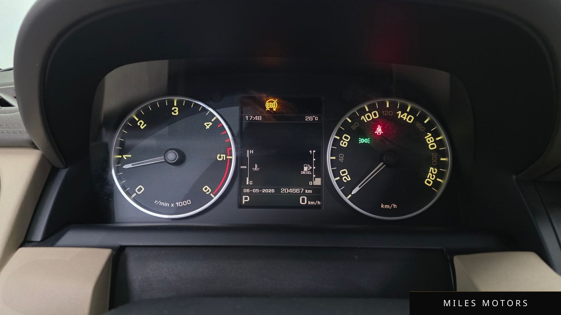 Land Rover Discovery 2015 — миниатюра 8