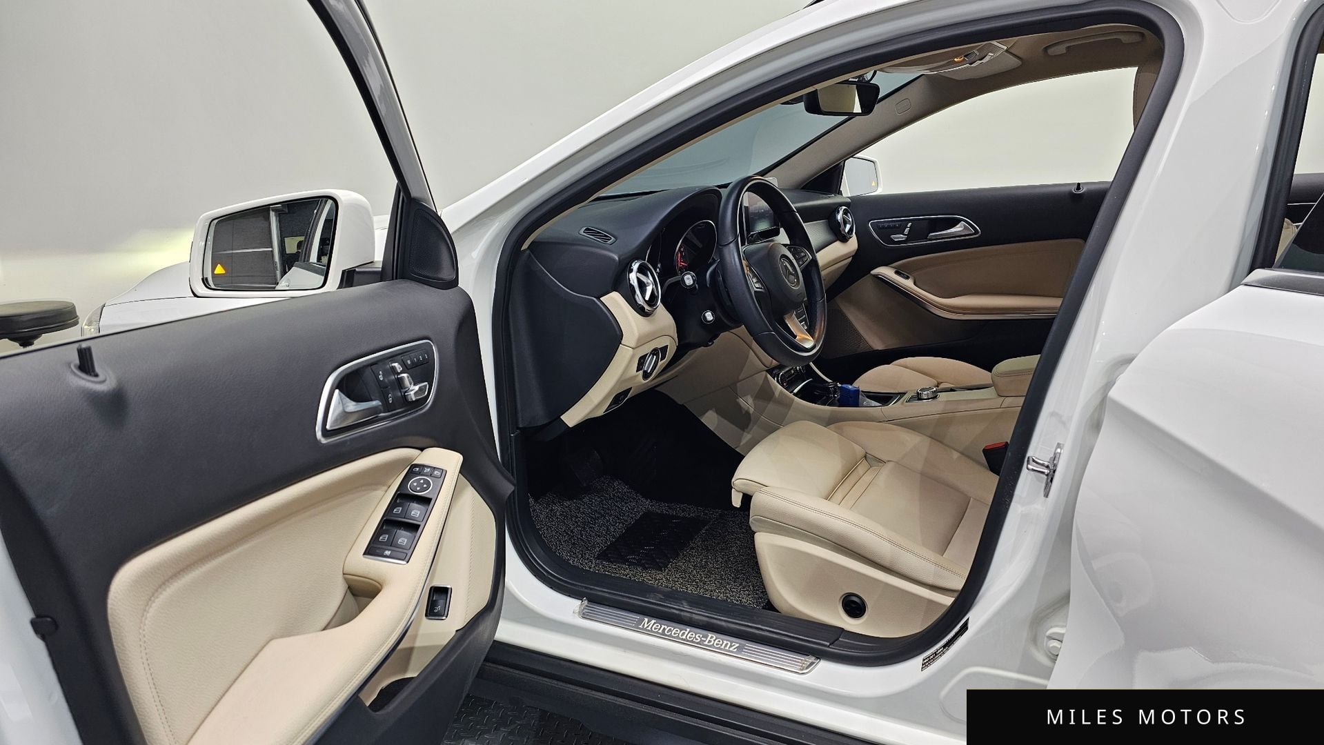 Mercedes-Benz GLA-Class X156 2018 — миниатюра 12