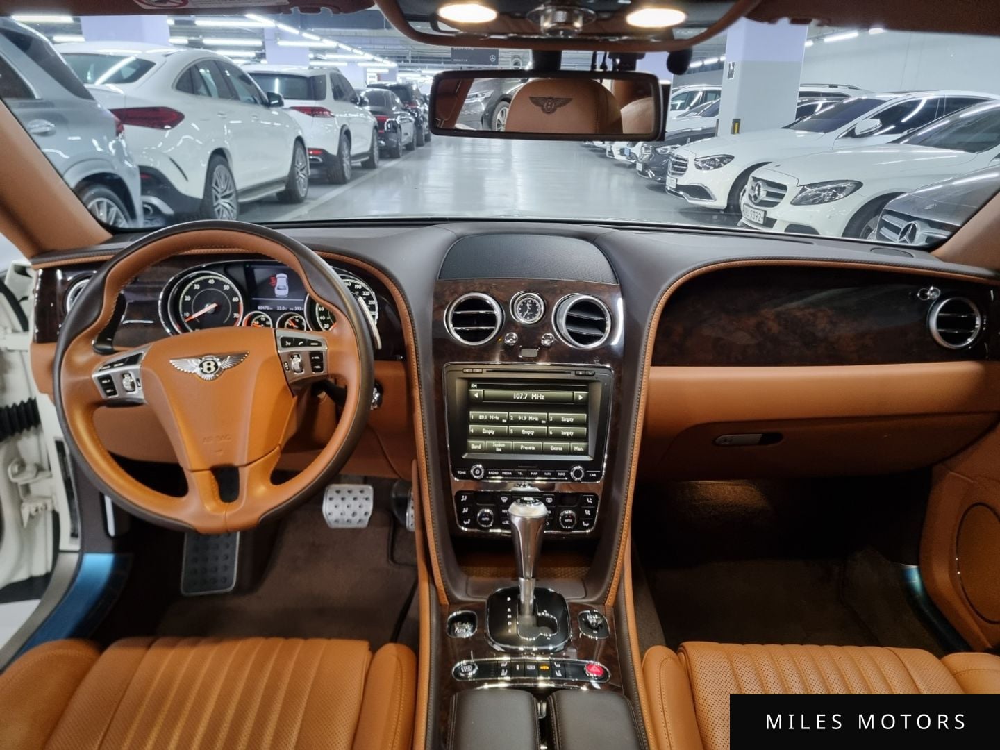 Bentley Flying Spur 2018 — миниатюра 7