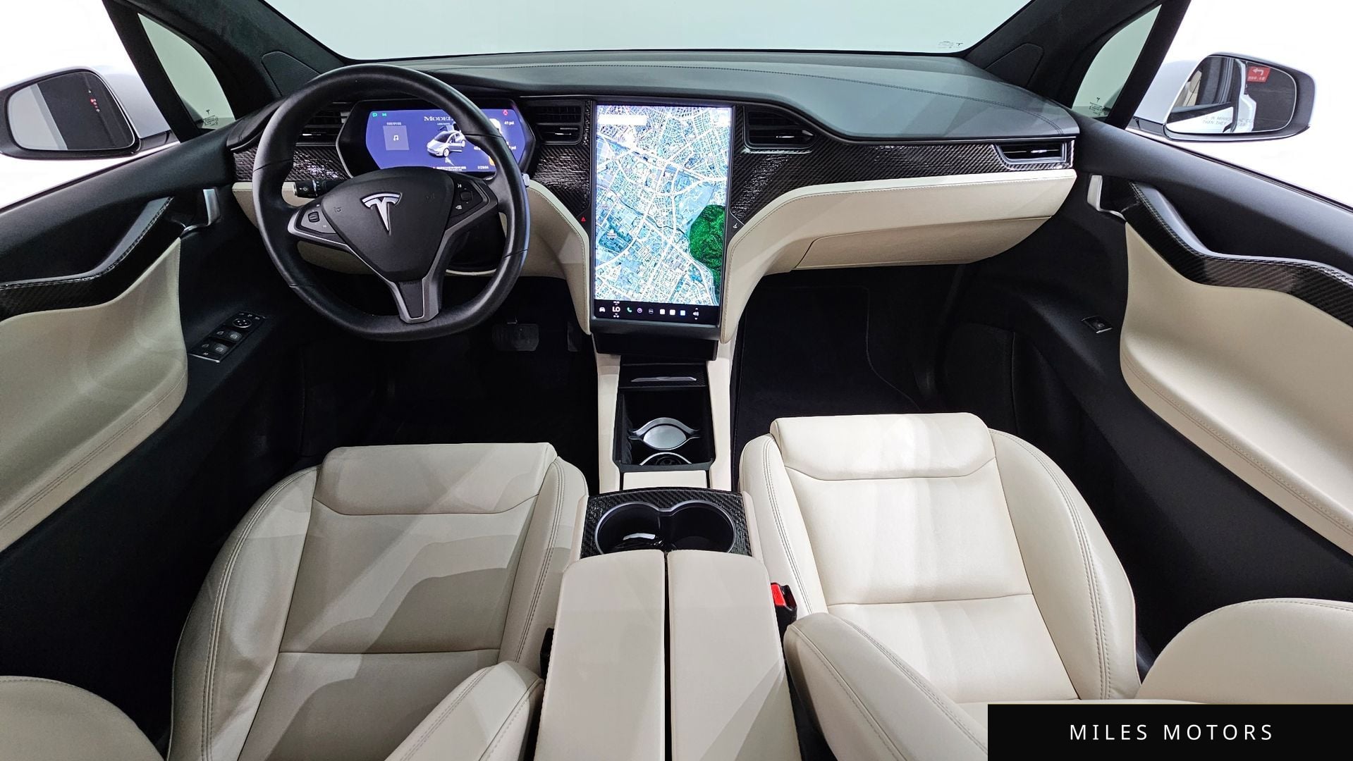 Tesla Model X 2020 — миниатюра 10