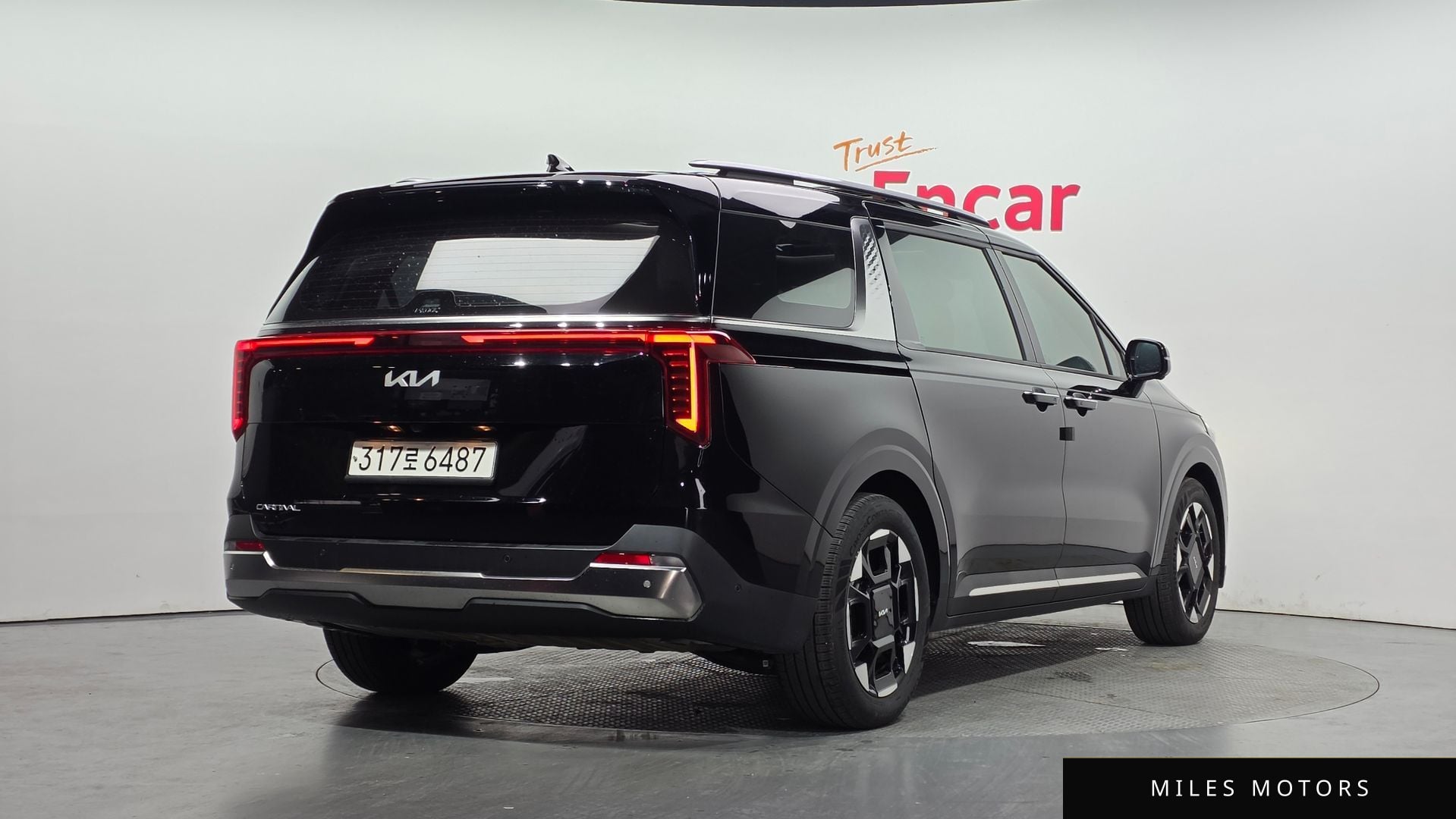 Kia Canival 2025 — миниатюра 2