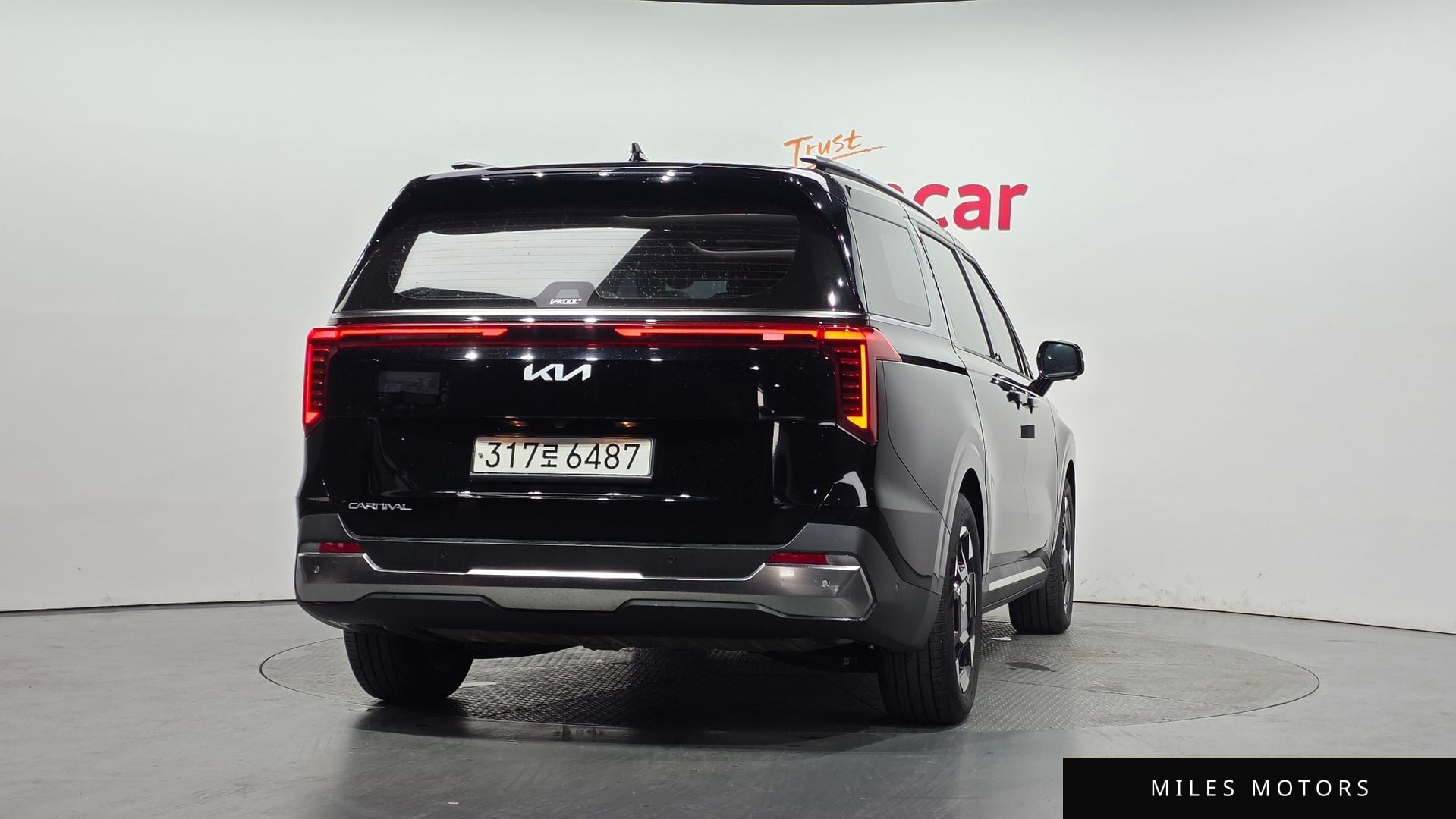 Kia Canival 2025 — миниатюра 4