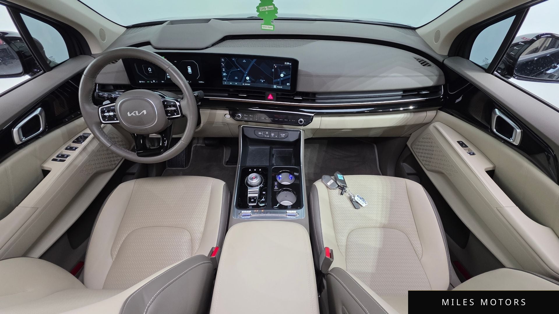 Kia Canival 2025 — миниатюра 10