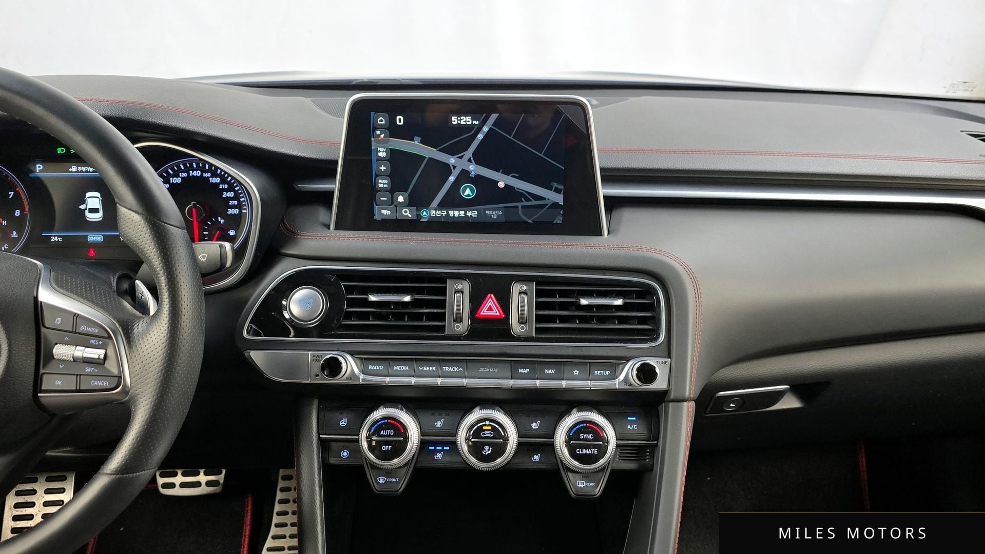 Genesis G70 2019 — миниатюра 12