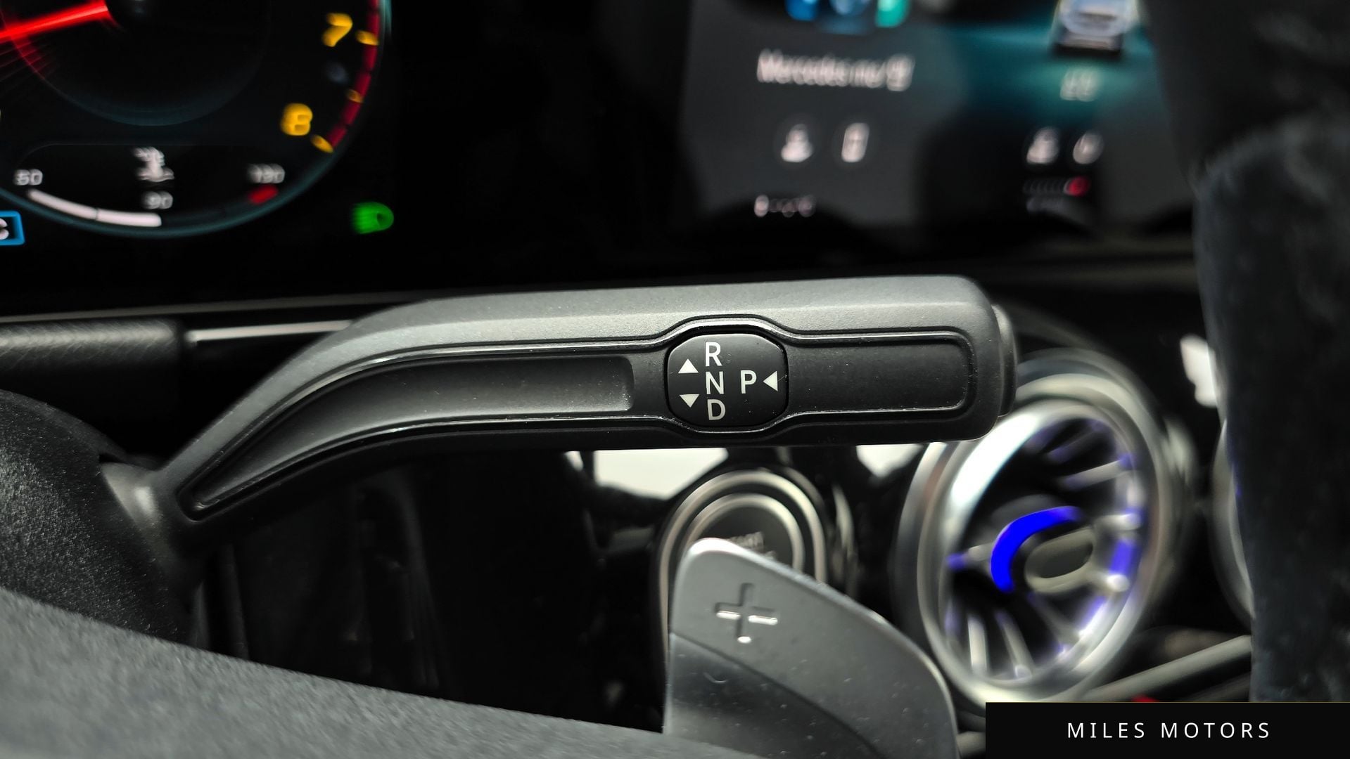 Mercedes-Benz GLA-Class H247 2021 — миниатюра 12