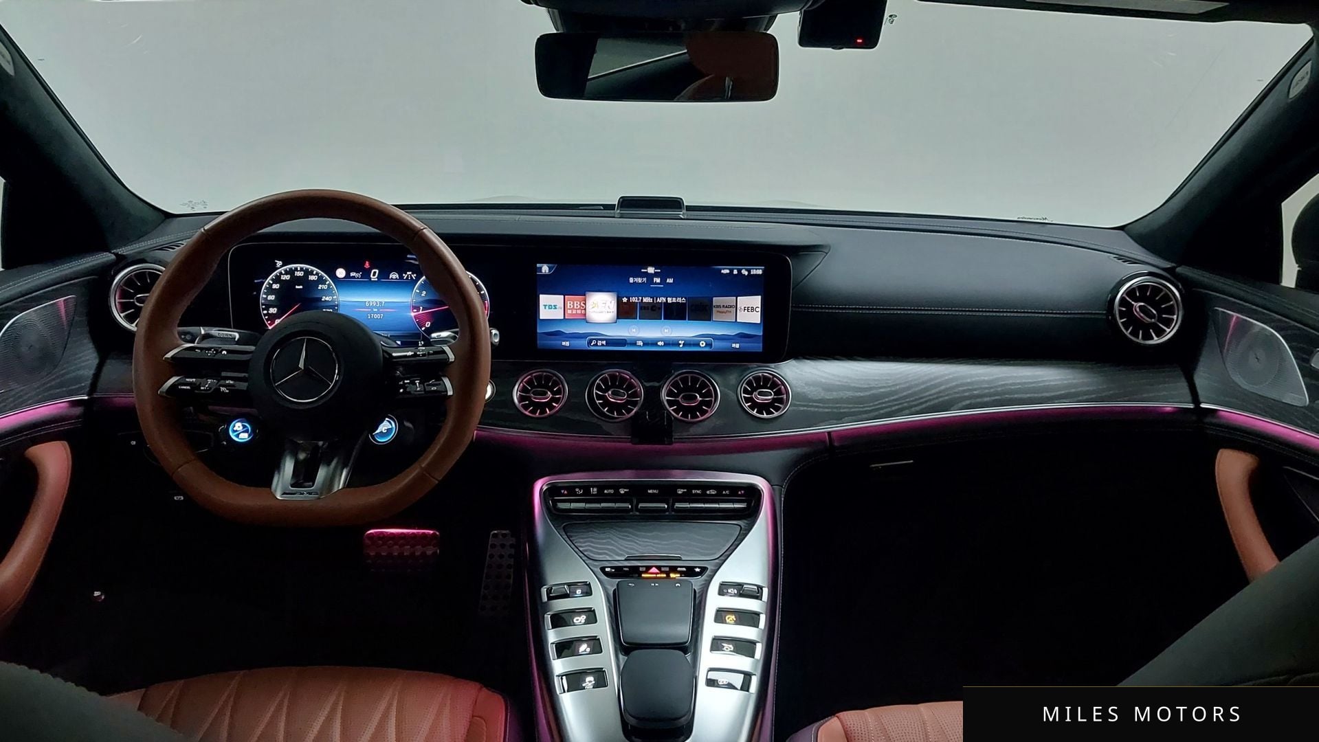 Mercedes-Benz AMG GT 2024 — миниатюра 7