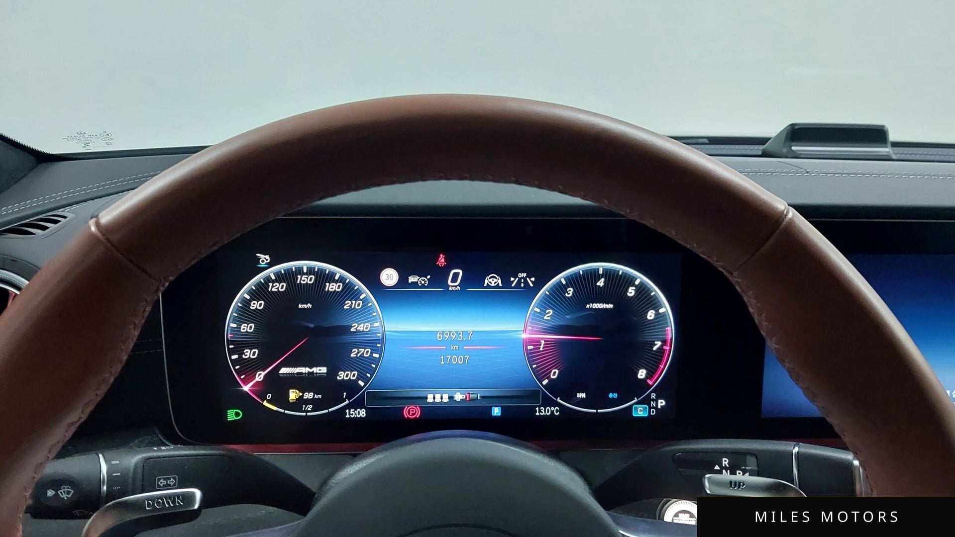 Mercedes-Benz AMG GT 2024 — миниатюра 8
