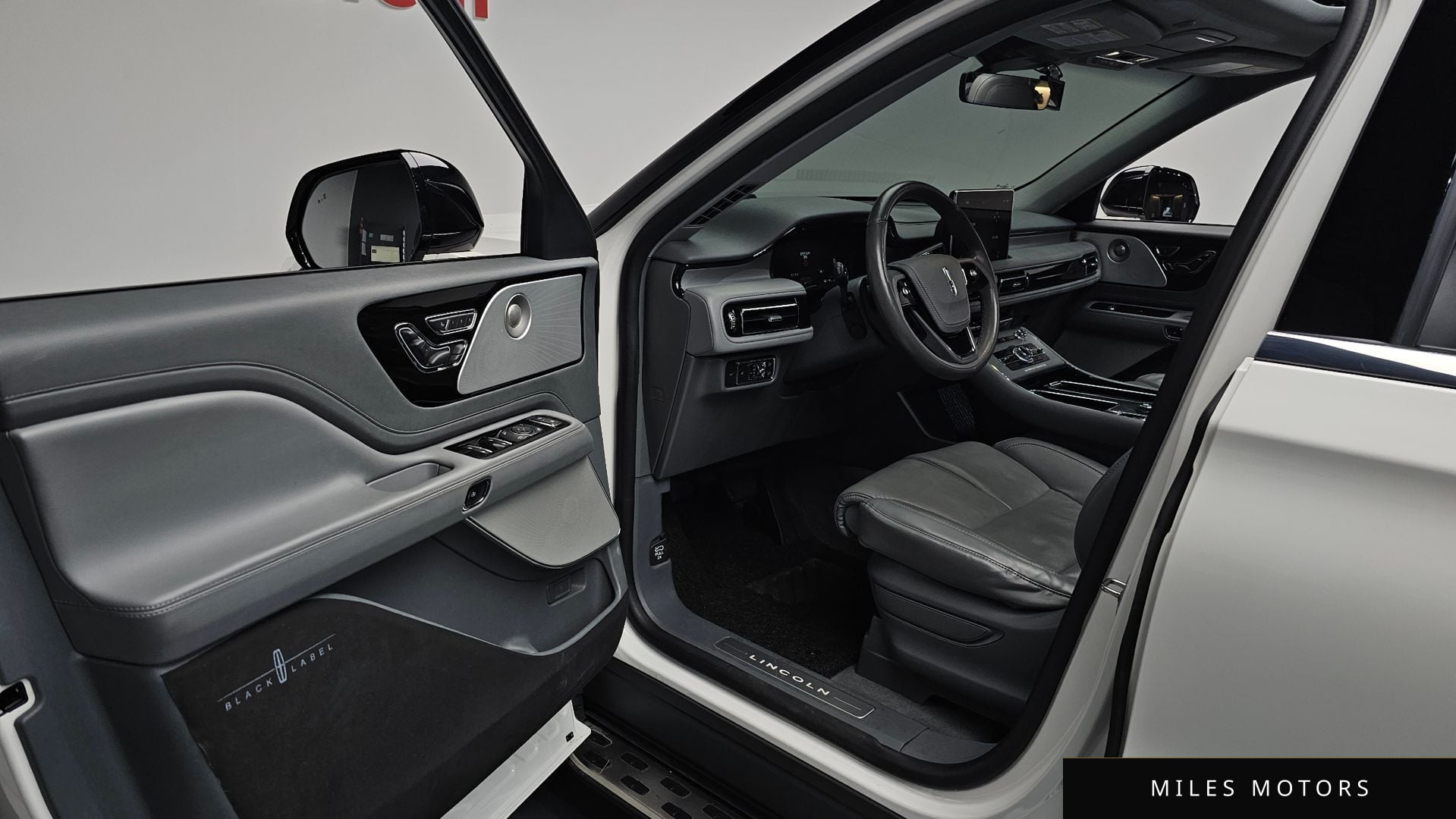 Lincoln Aviator 2021 — миниатюра 12