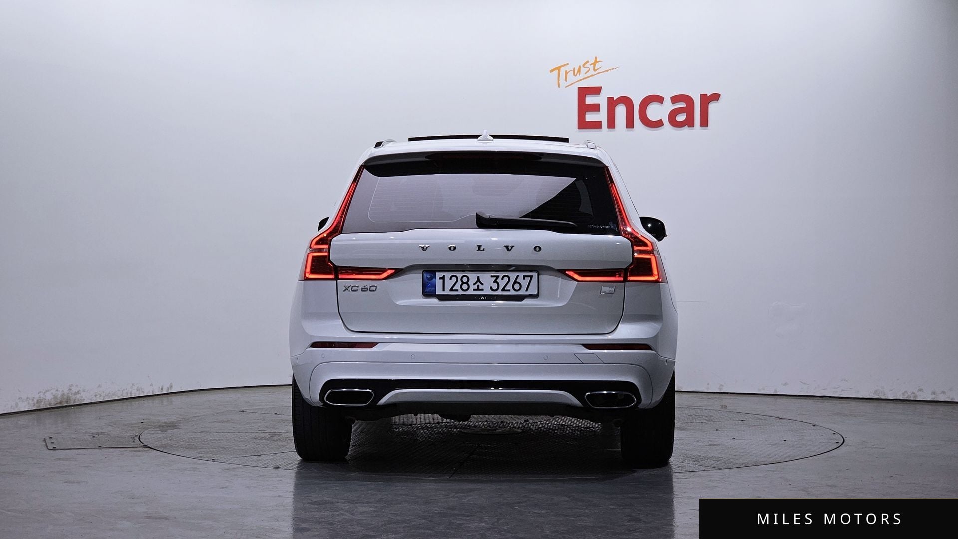 Volvo XC60 2021 — миниатюра 4
