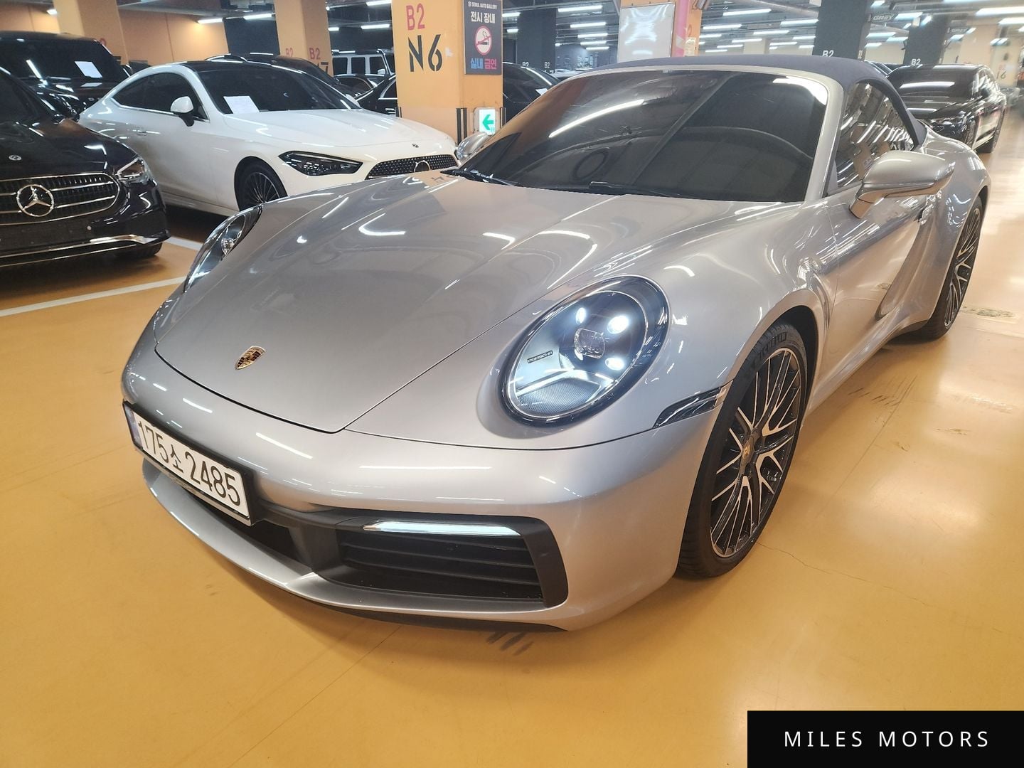 Porsche 911 (992) 2024 — миниатюра 2