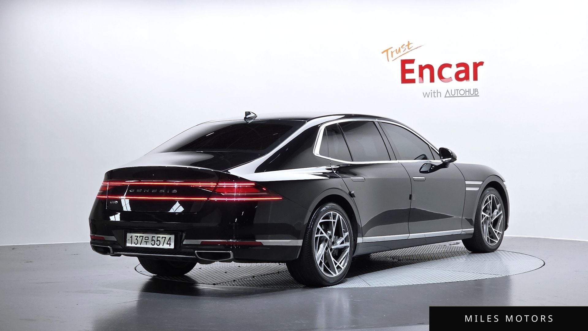 Genesis G90 (RS4) 2022 — миниатюра 2