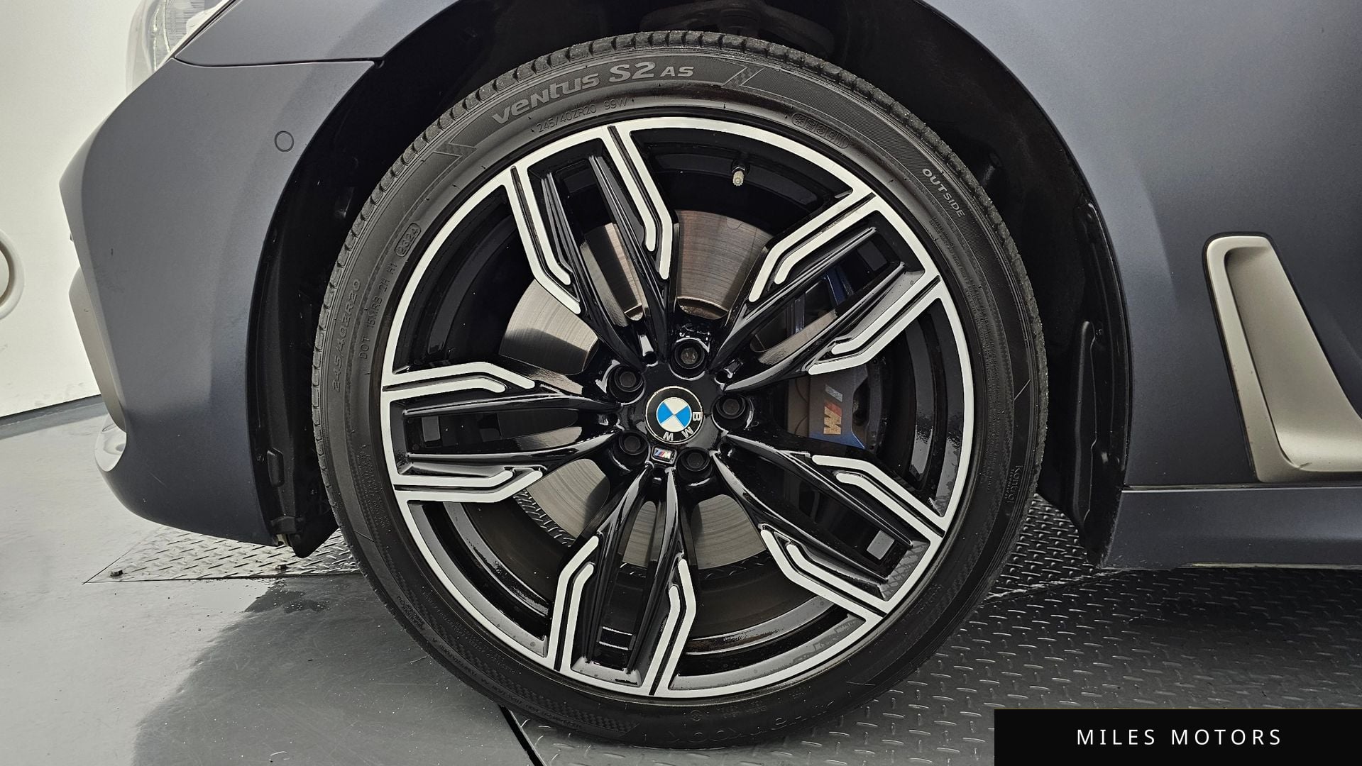 BMW 7 Series (G11) 2018 — миниатюра 5