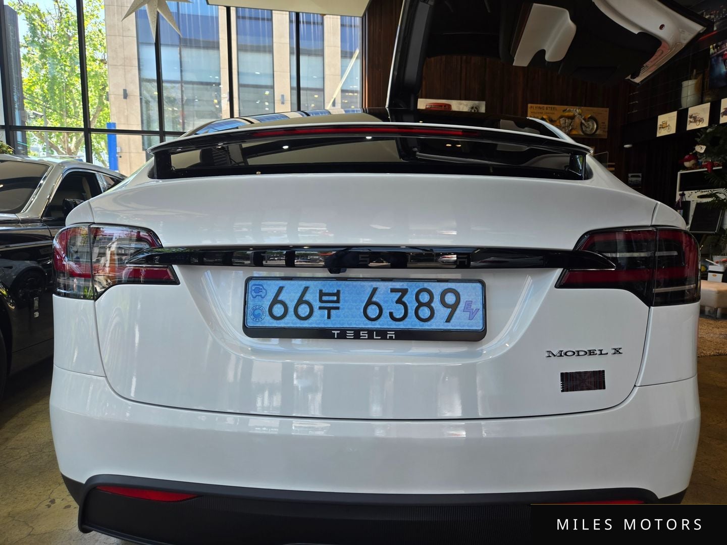 Tesla Model X 2026 — миниатюра 4