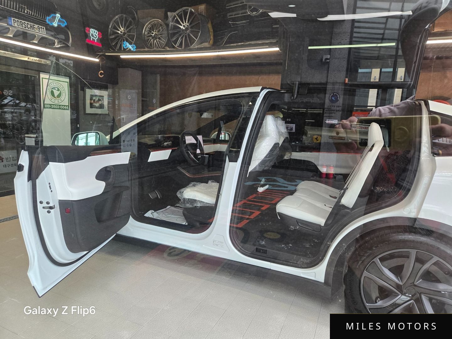 Tesla Model X 2026 — миниатюра 11