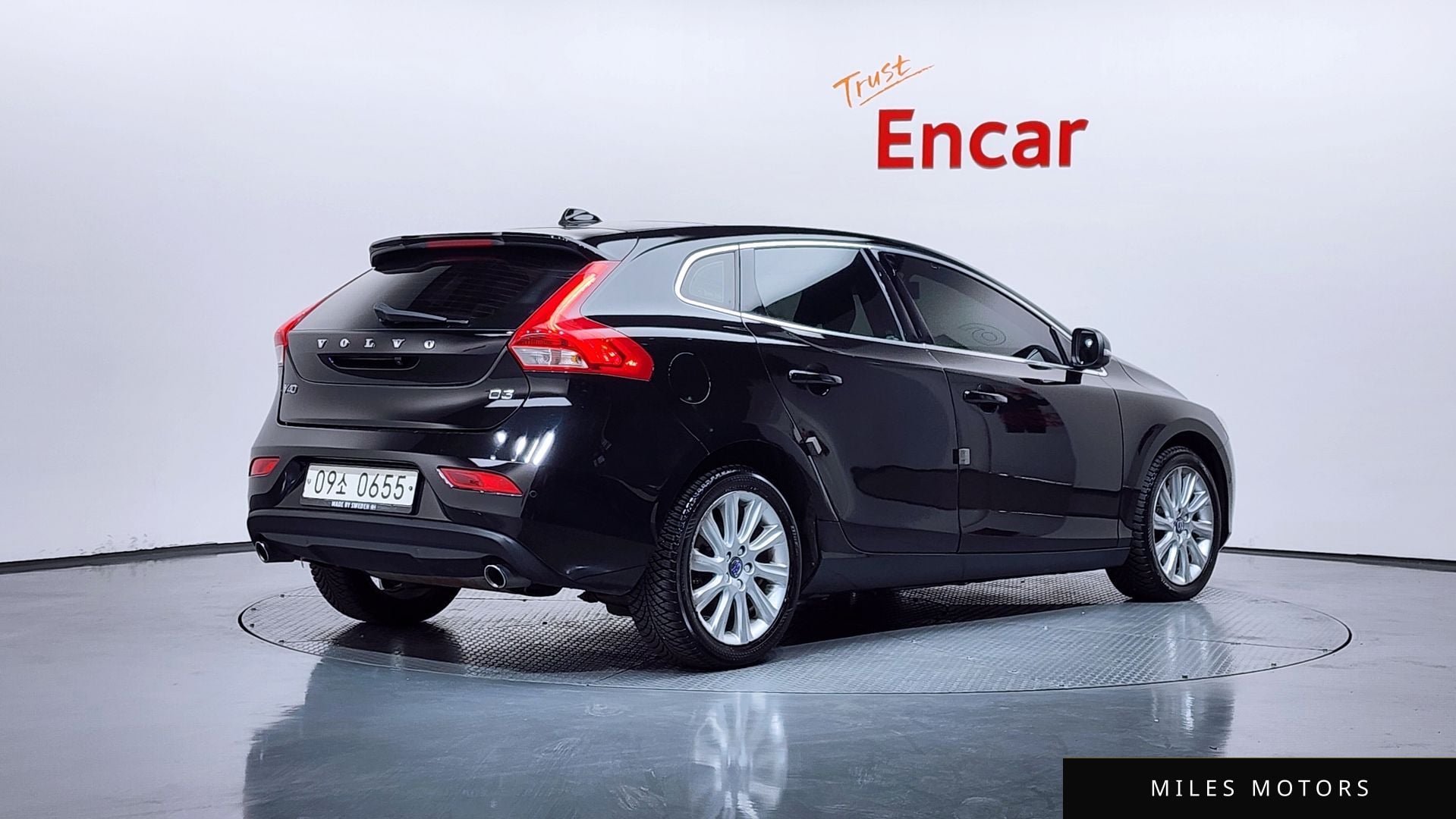 Volvo V40 2016 — миниатюра 2
