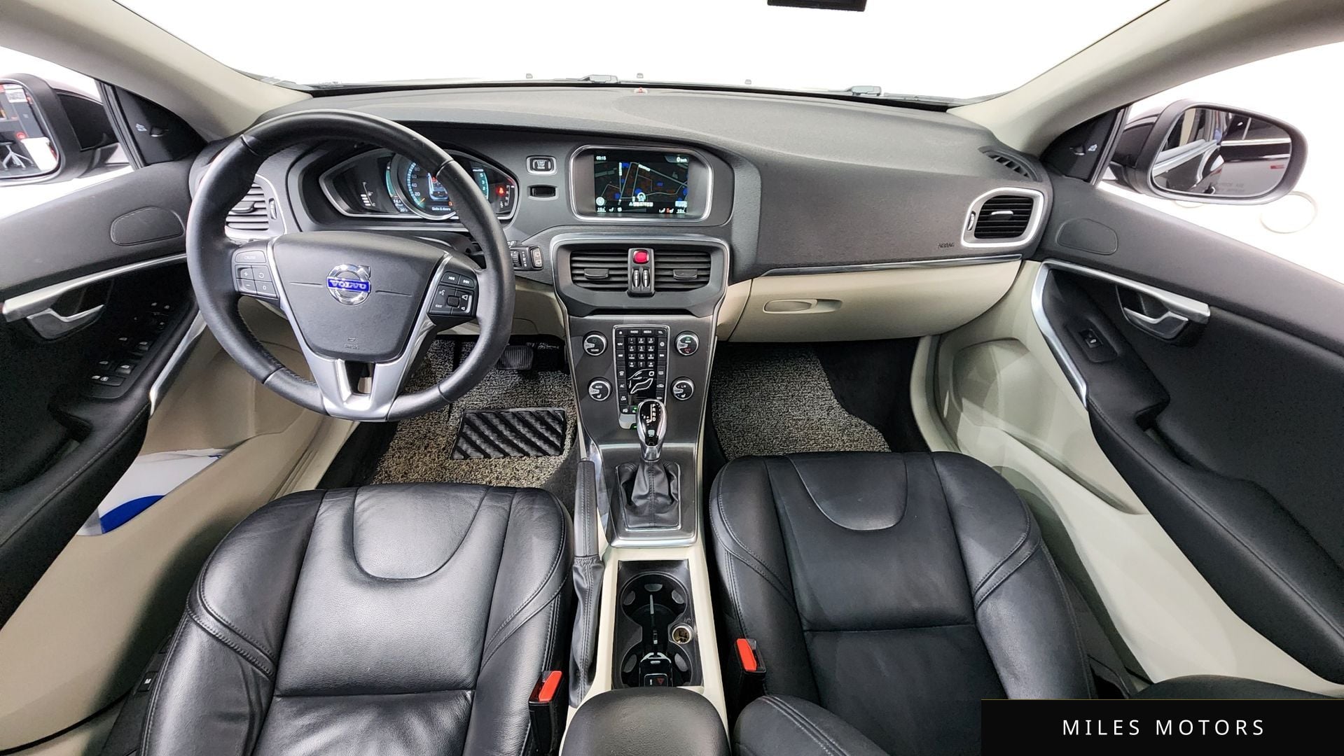 Volvo V40 2016 — миниатюра 7