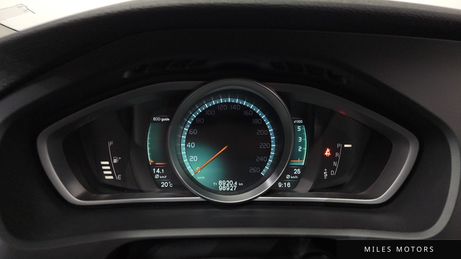 Volvo V40 2016 — миниатюра 8