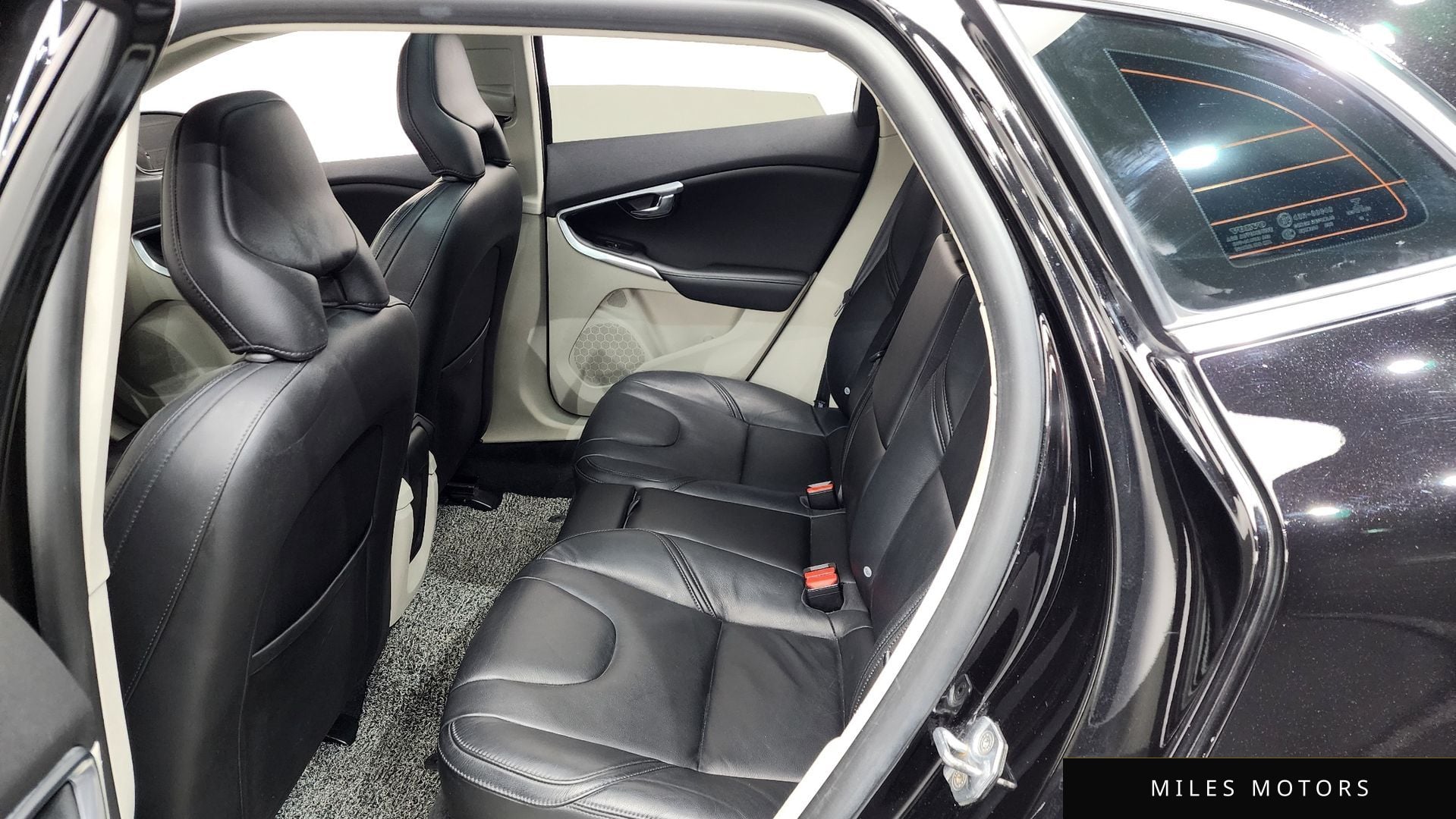 Volvo V40 2016 — миниатюра 11