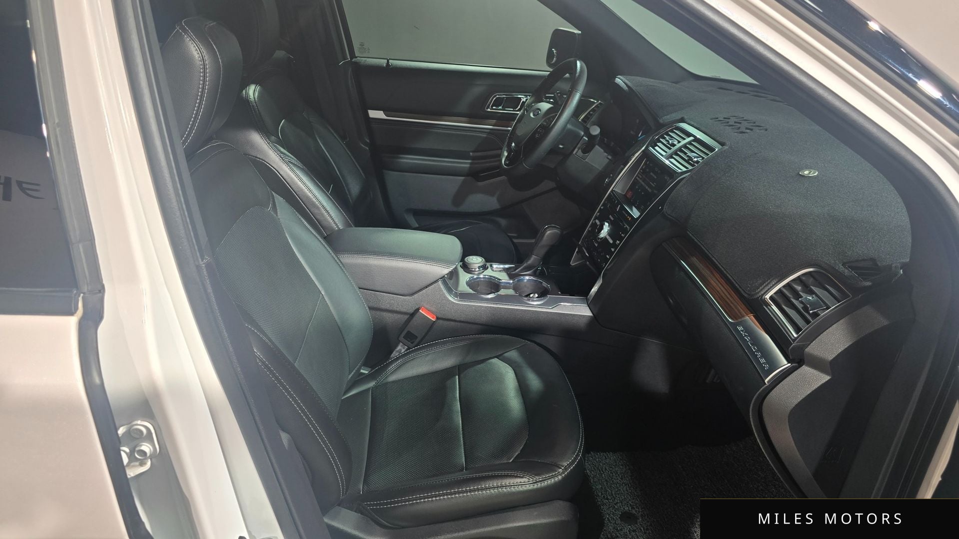 Ford Explorer 2018 — миниатюра 12