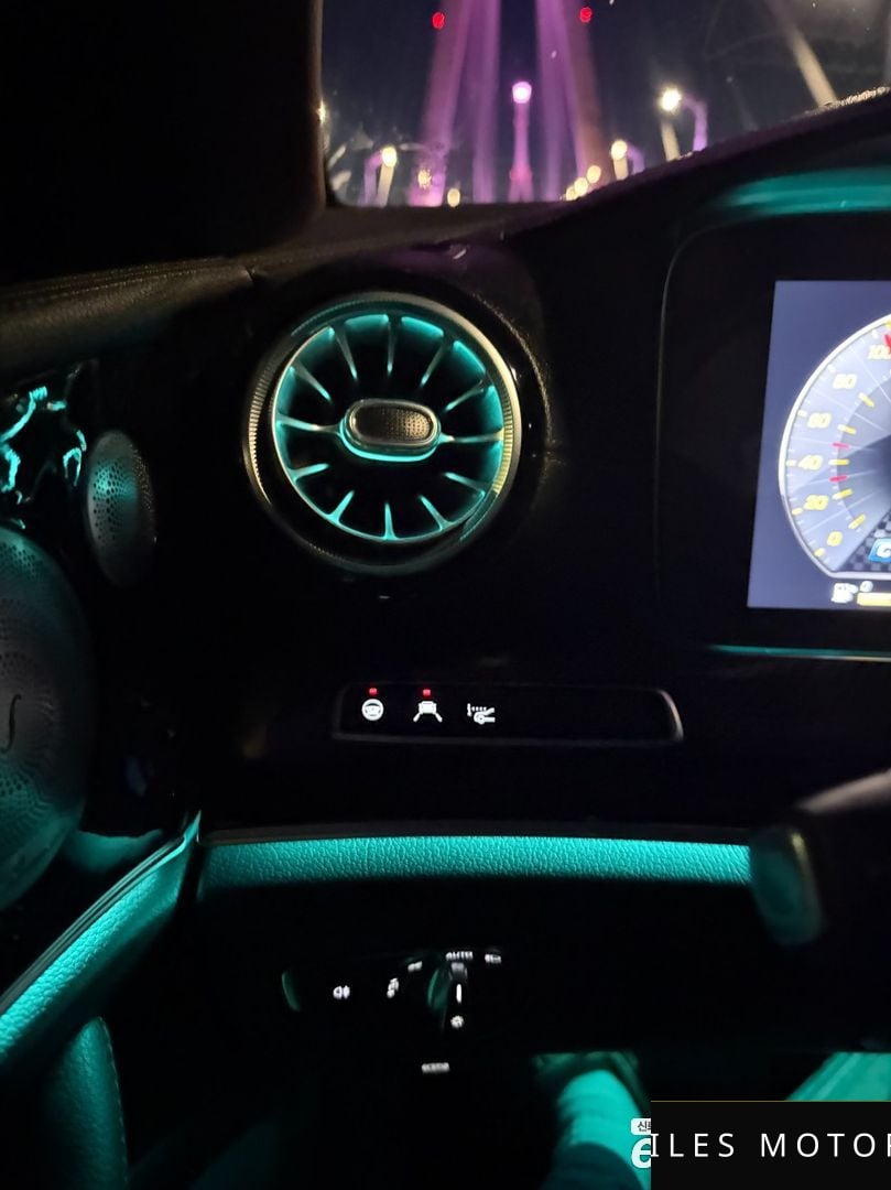 Mercedes-Benz E-Class W213 2019 — миниатюра 11