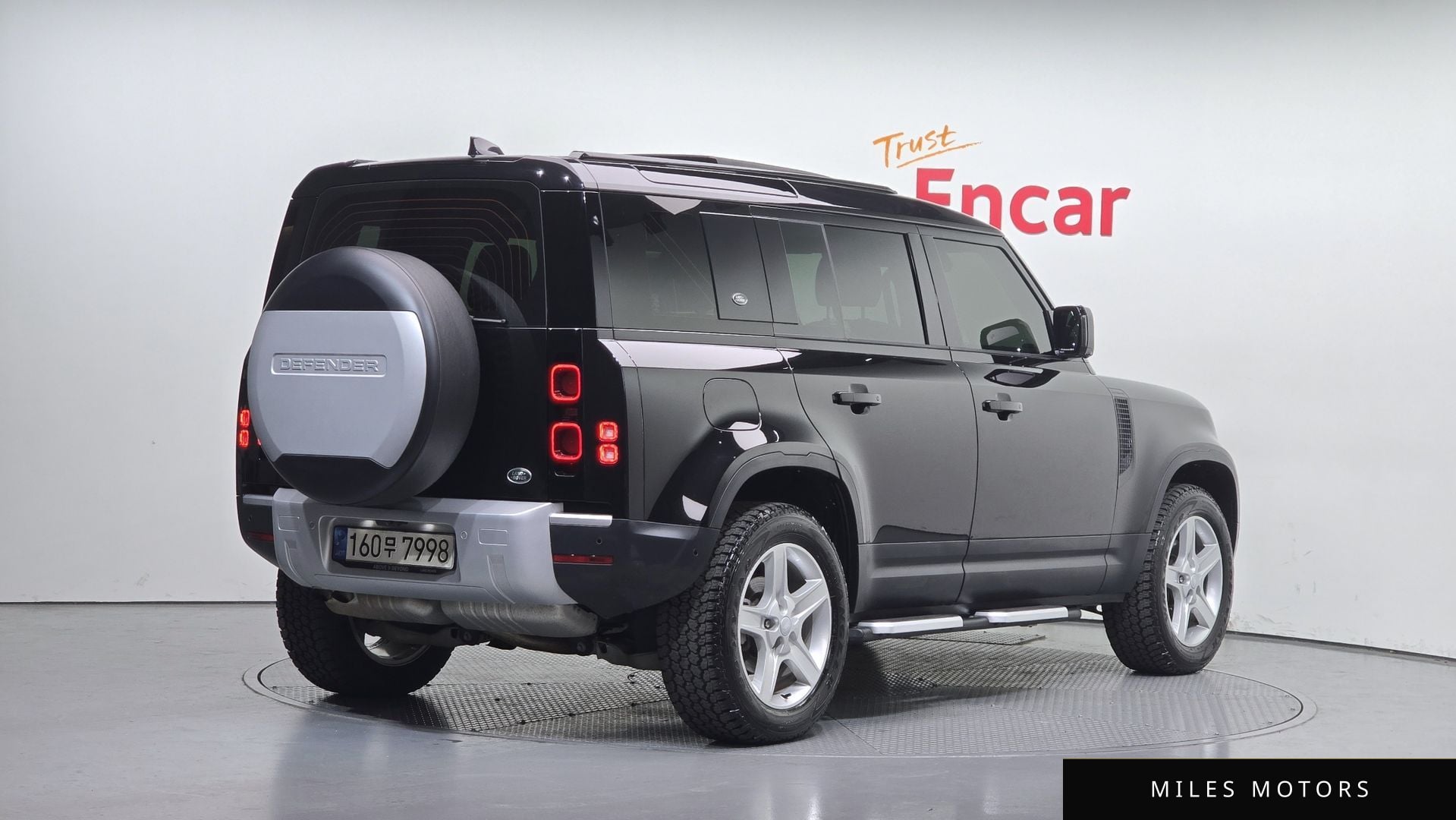 Land Rover Defender 2022 — миниатюра 2