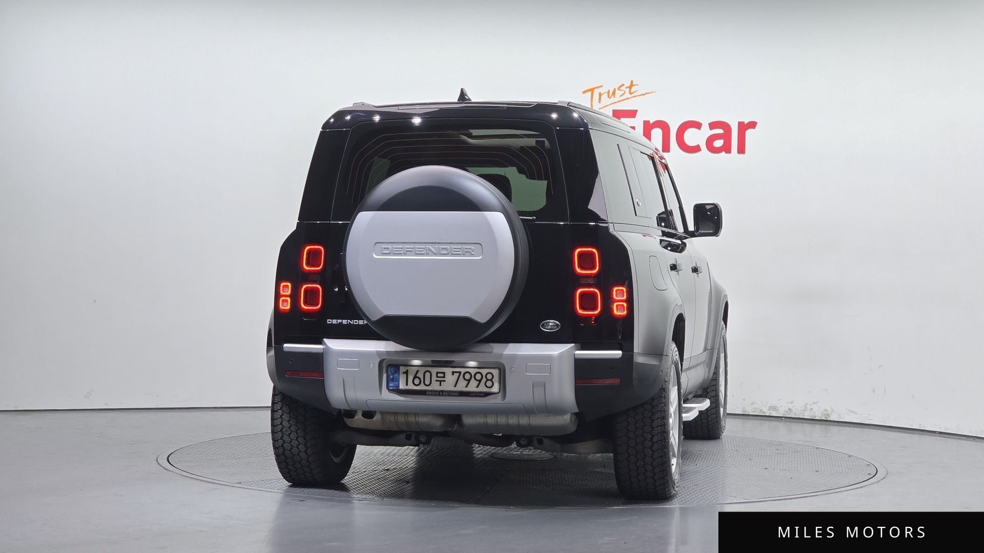 Land Rover Defender 2022 — миниатюра 4