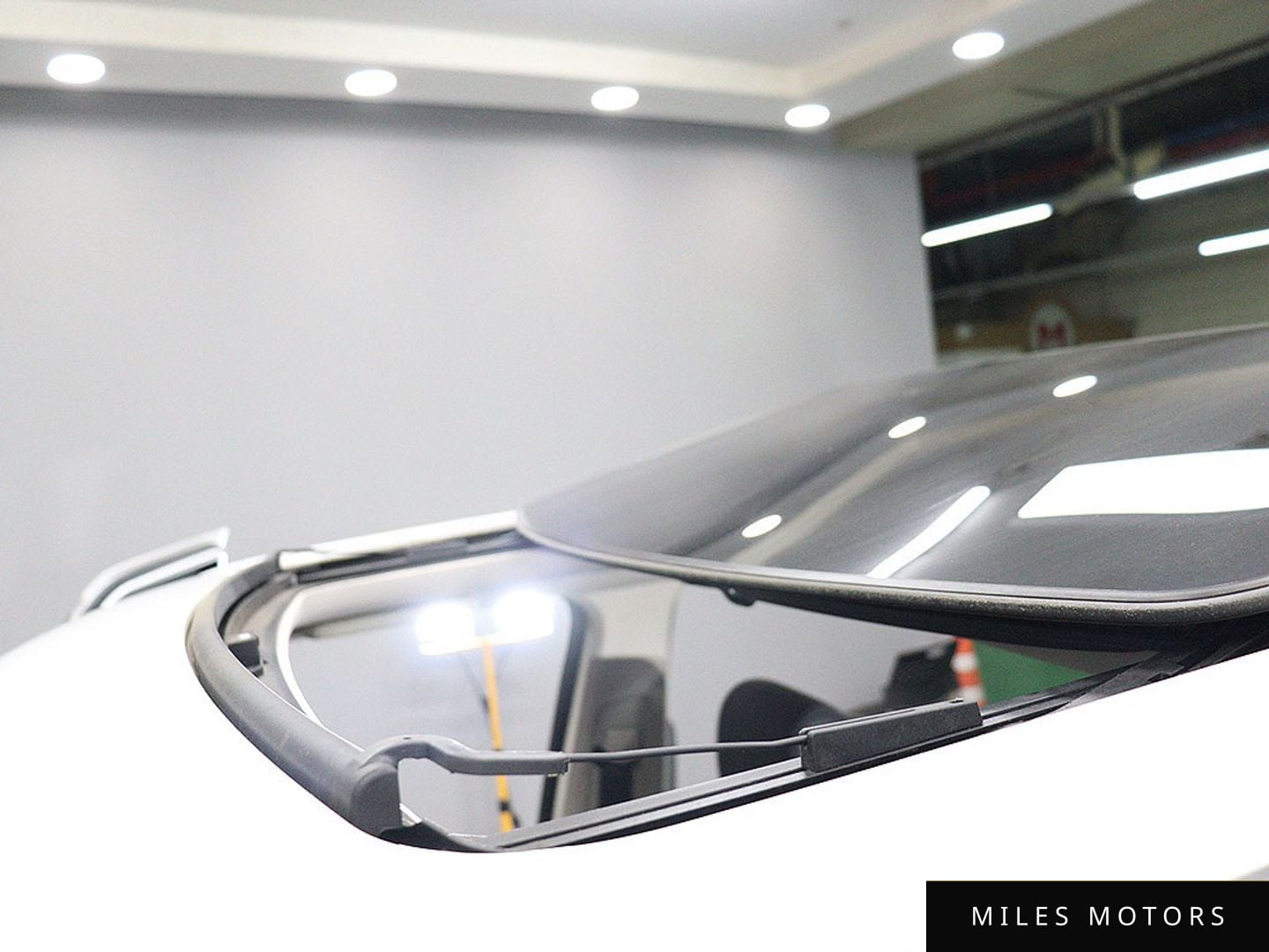 Land Rover Discovery 2014 — миниатюра 12