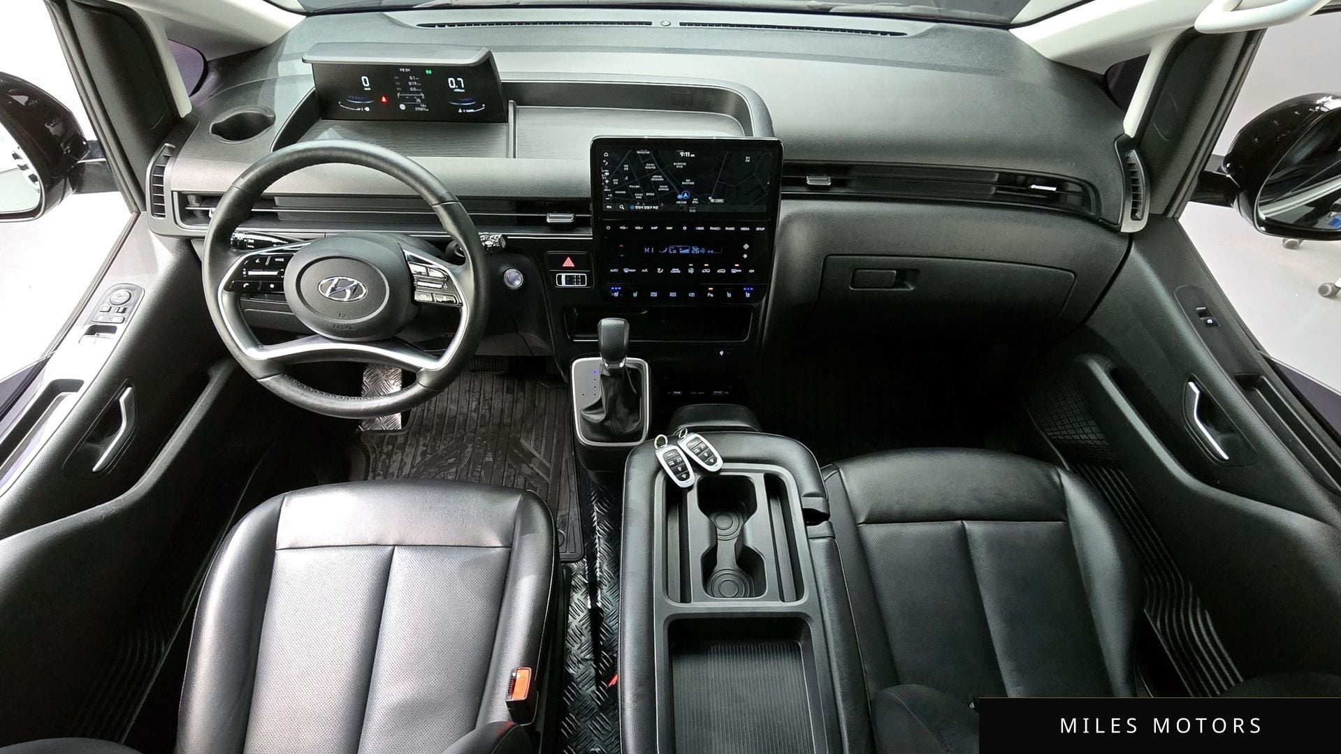 Hyundai Staria 2023 — миниатюра 10