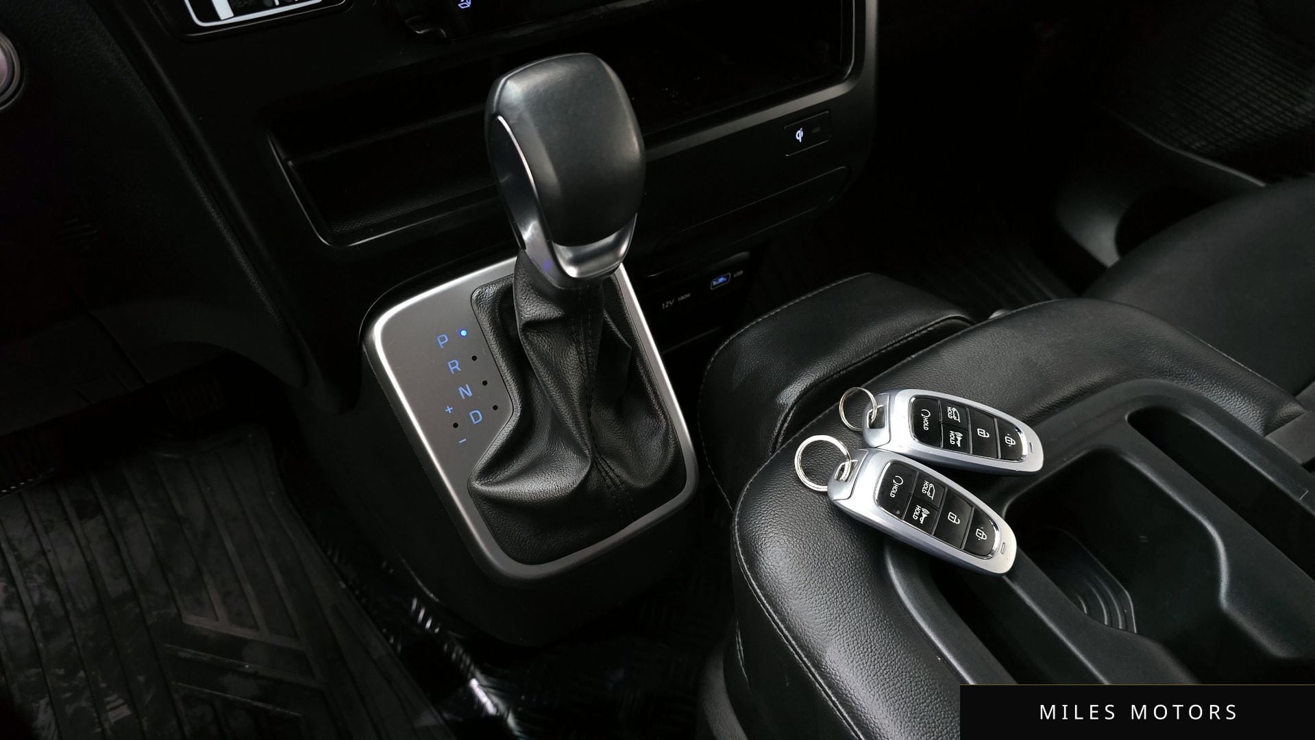 Hyundai Staria 2023 — миниатюра 12