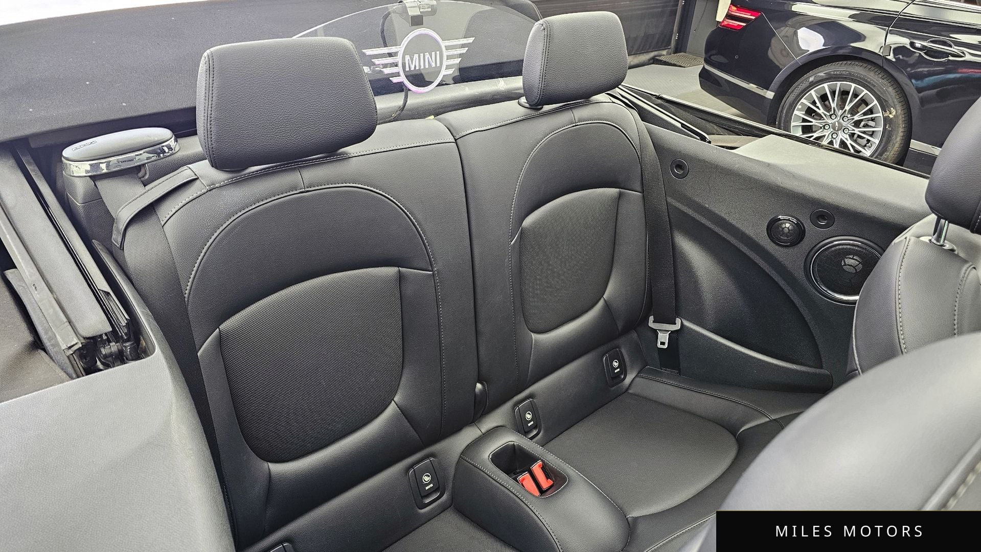 MINI Cooper Convertible 2016 — миниатюра 12