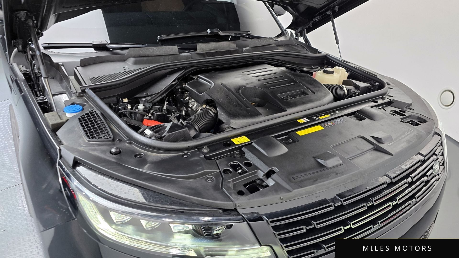 Land Rover Range Rover Sport 2025 — миниатюра 6