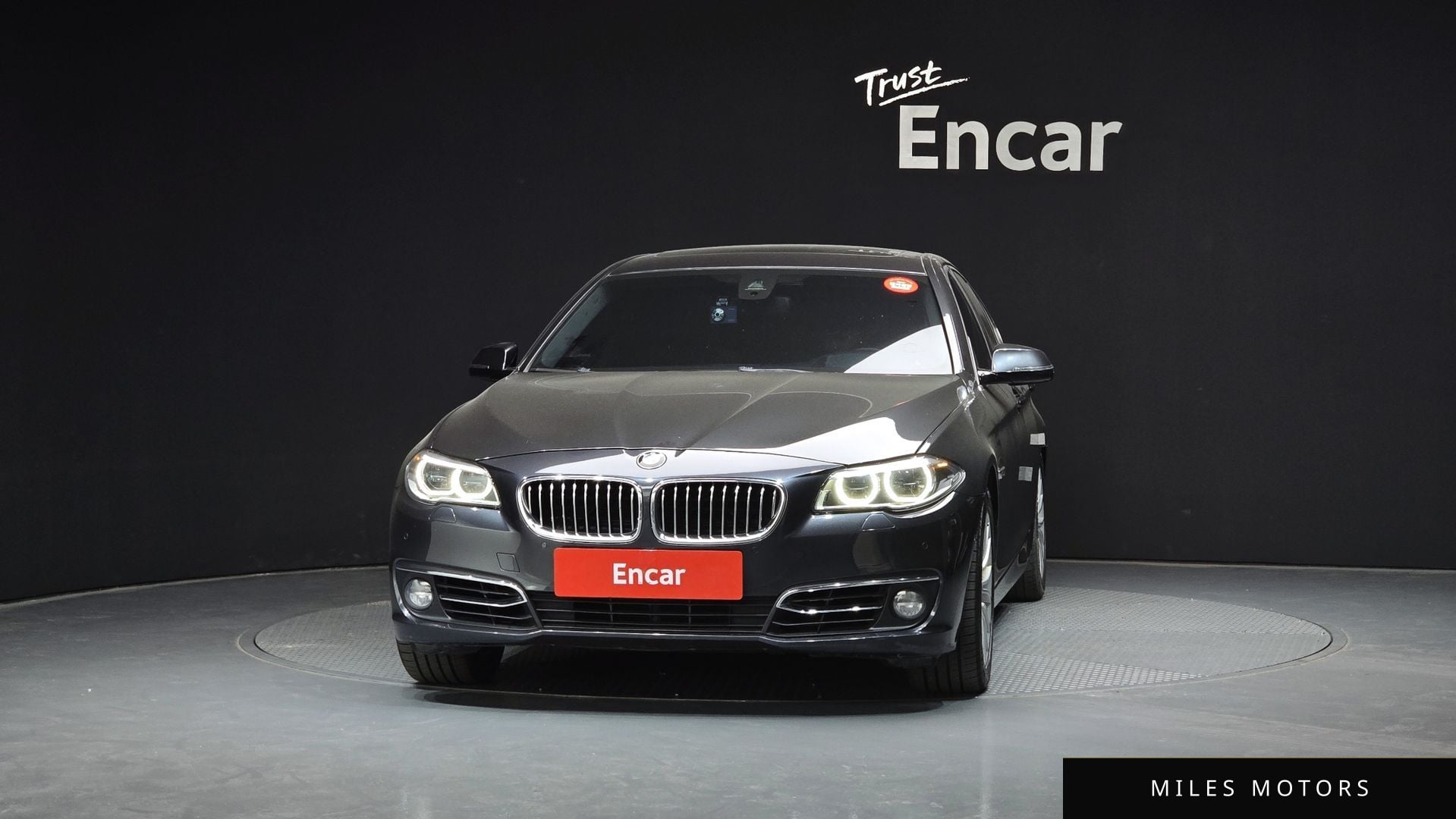 BMW 5 Series (F10) 2015 — миниатюра 3