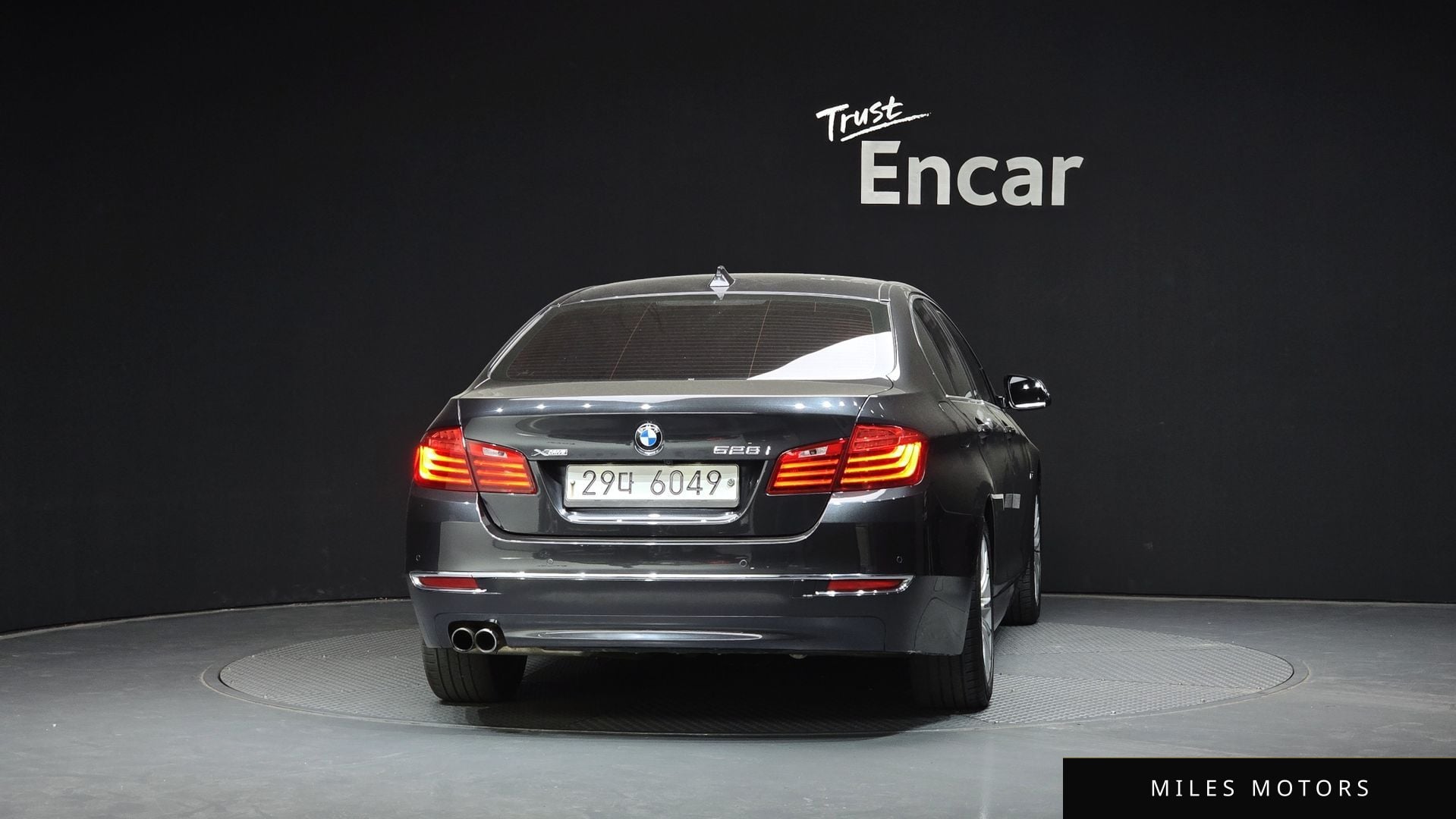 BMW 5 Series (F10) 2015 — миниатюра 4