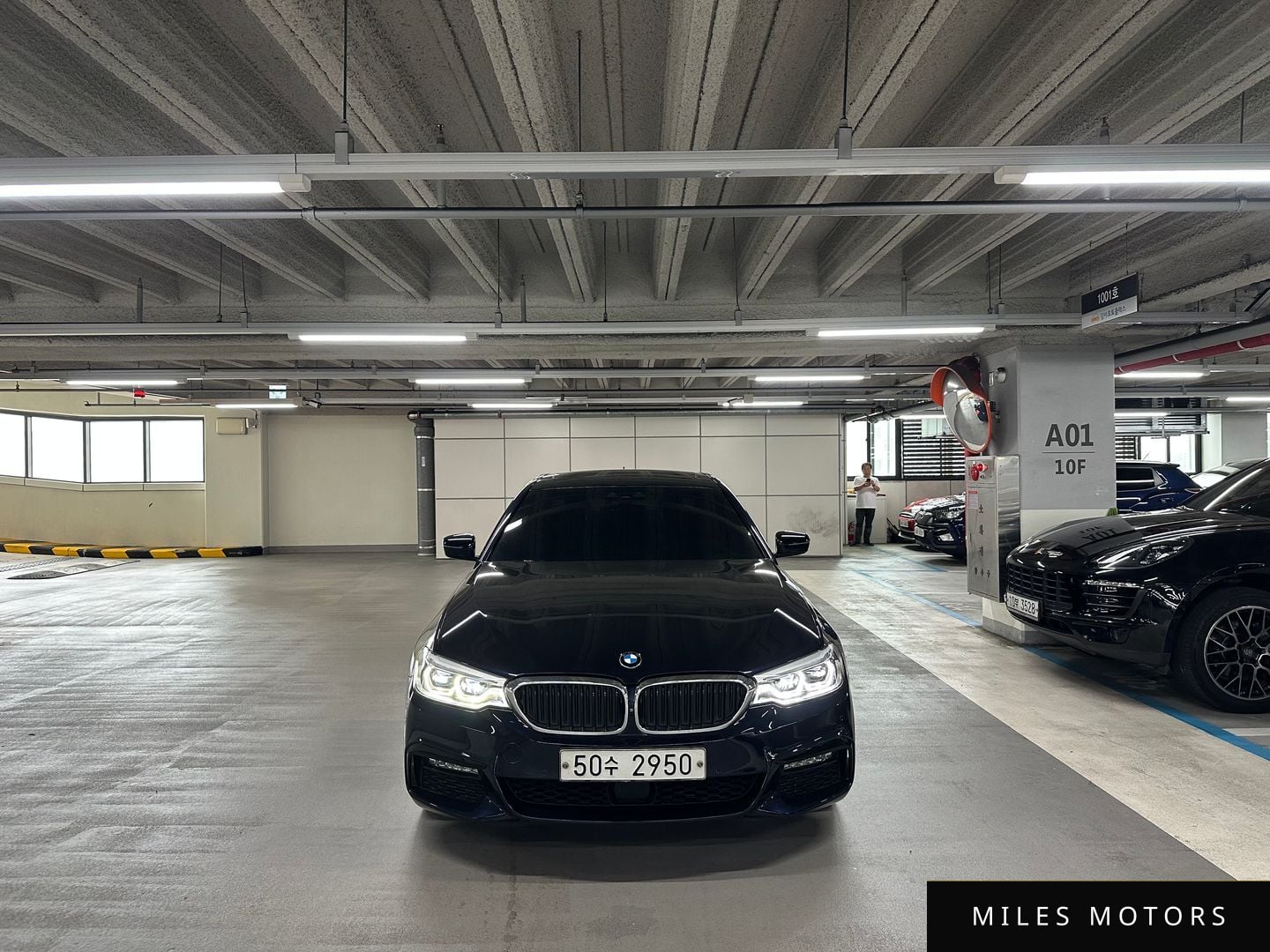 BMW 5 Series (G30) 2018 — миниатюра 2