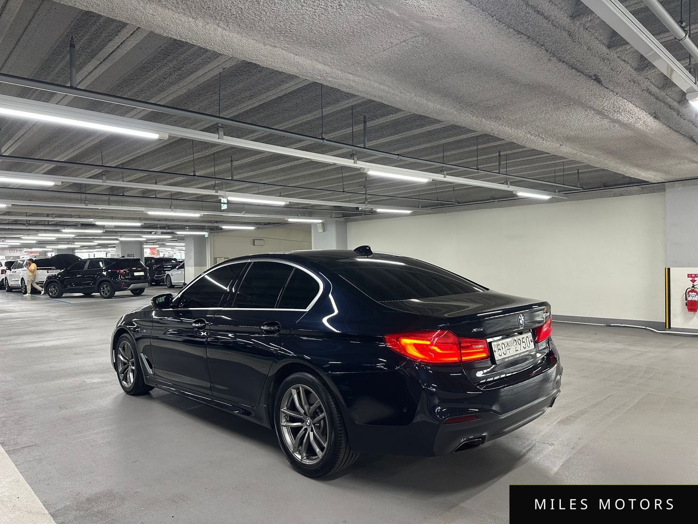 BMW 5 Series (G30) 2018 — миниатюра 6