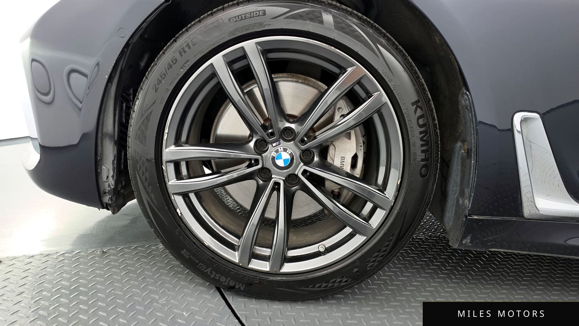 BMW 7 Series (G11) 2018 — миниатюра 5