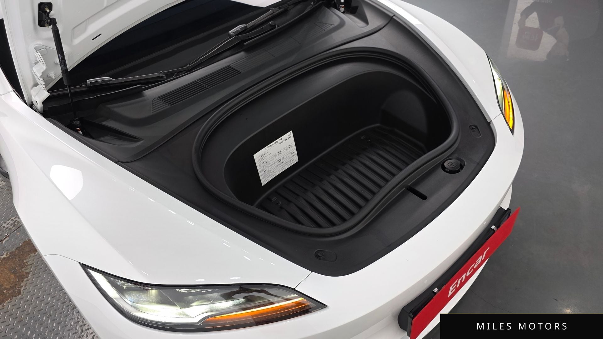 Tesla Model 3 2024 — миниатюра 5