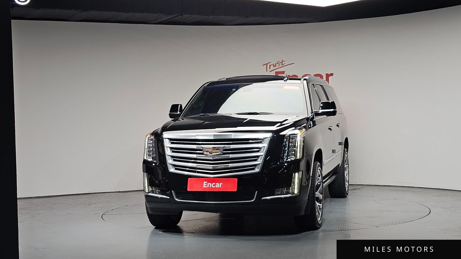 Cadillac Escalade 2018 — миниатюра 2