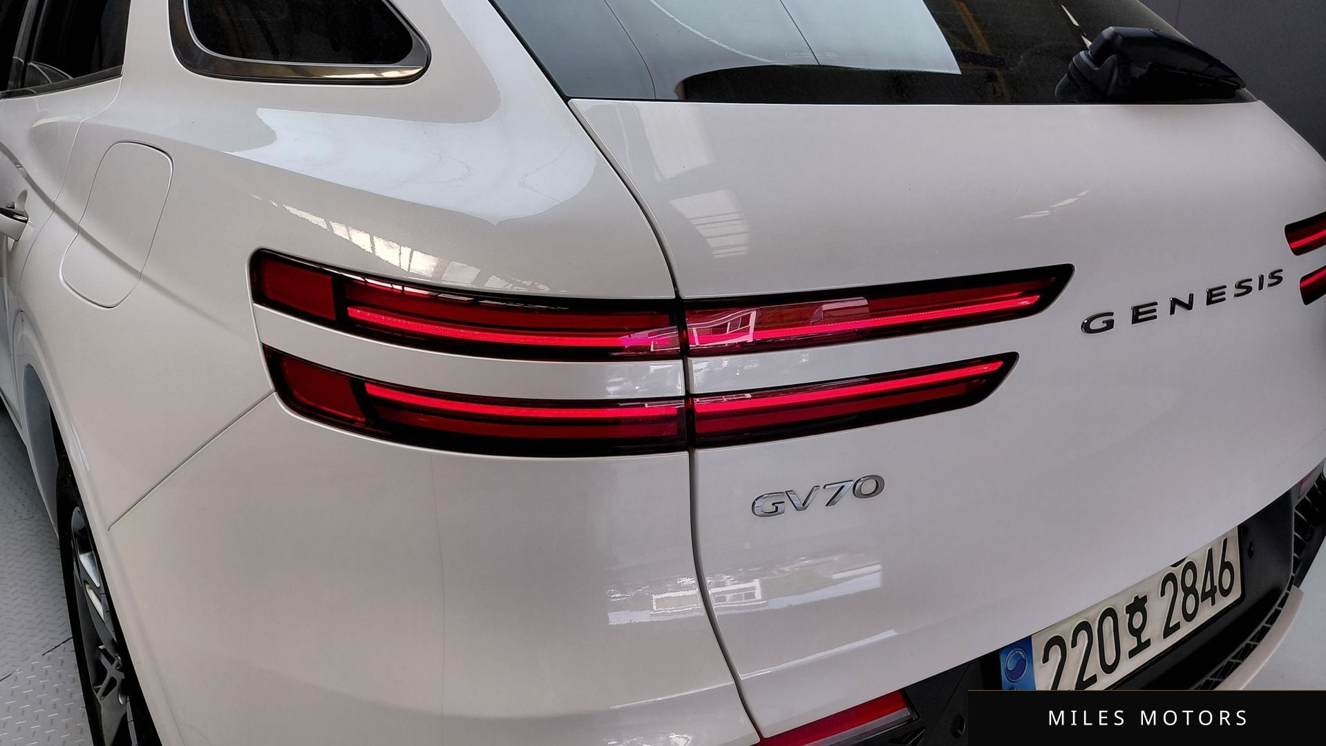 Genesis GV70 2023 — миниатюра 9