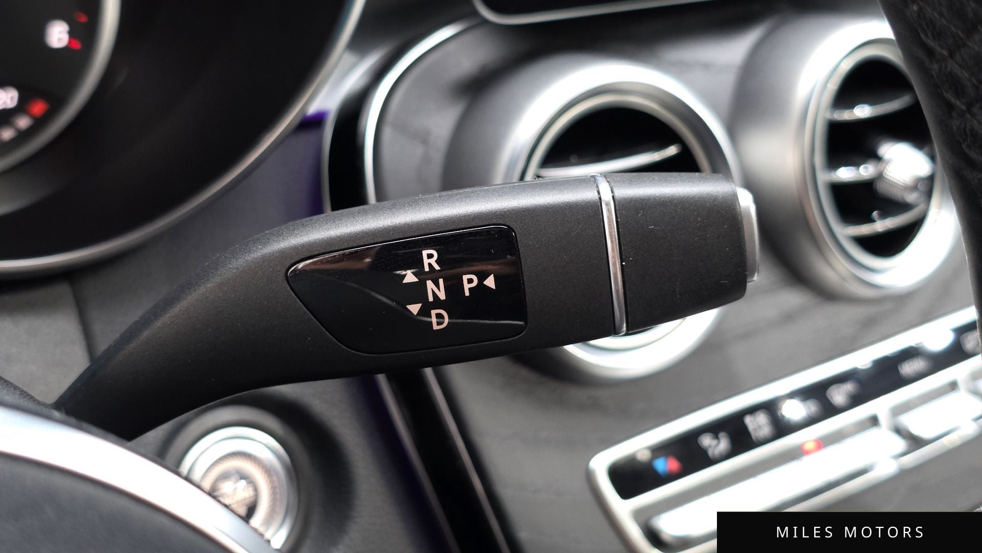 Mercedes-Benz C-Class W205 2019 — миниатюра 9