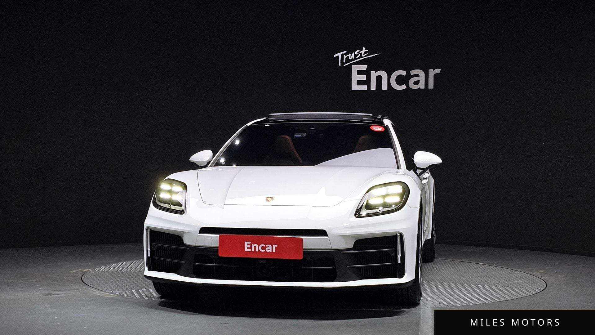 Porsche Panamera 2024 — миниатюра 2