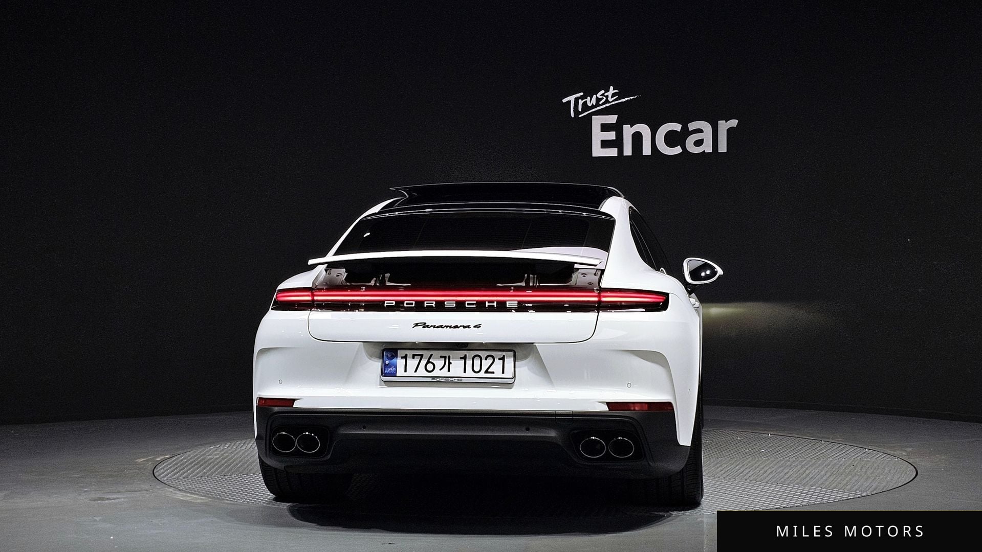 Porsche Panamera 2024 — миниатюра 4